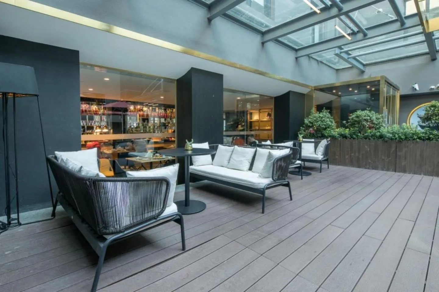 Property building in CitiGO Hotel, South Gate of Xi'an Bell Tower