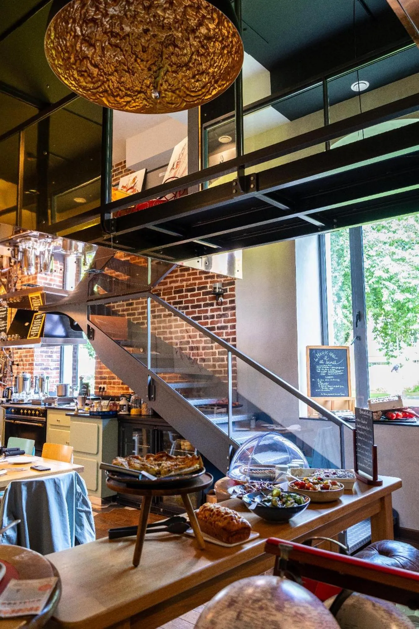 Food and drinks in Le Magic Hall