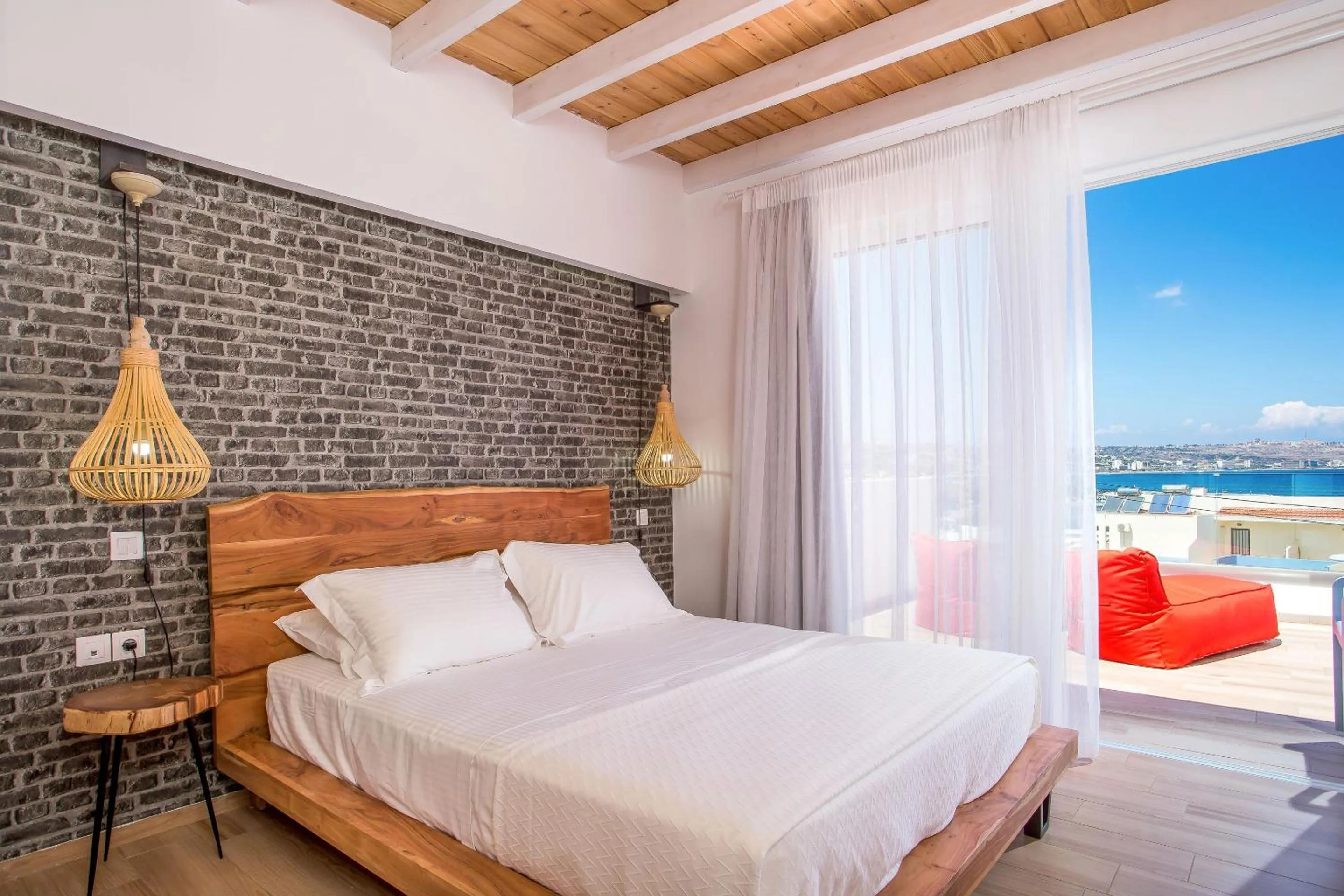 Balcony/Terrace, Bed in Moscha Hotel