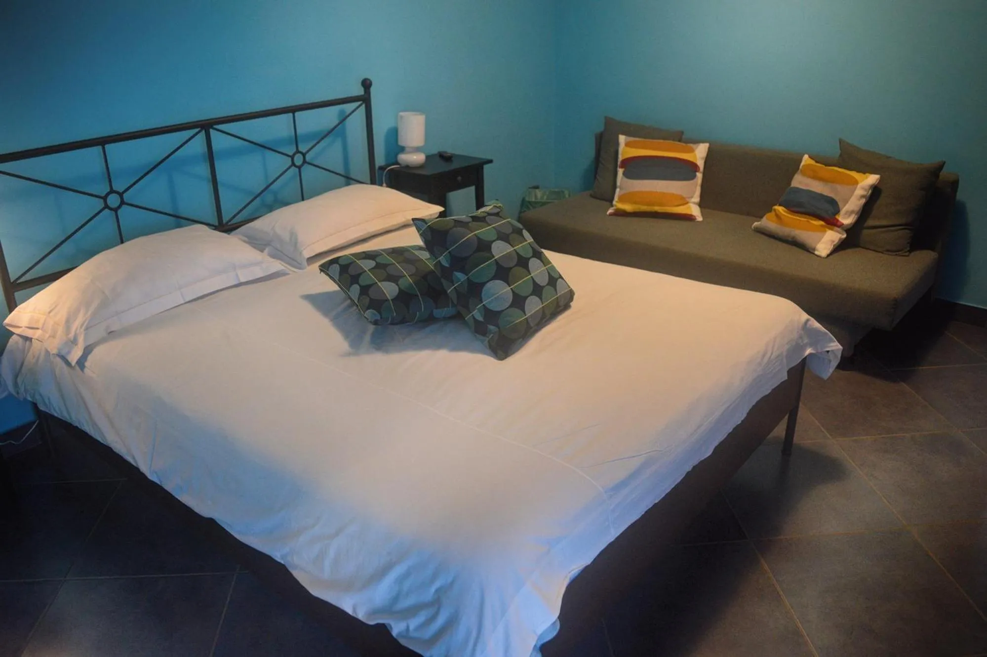 Photo of the whole room, Bed in B&B Terrazza dell'Etna