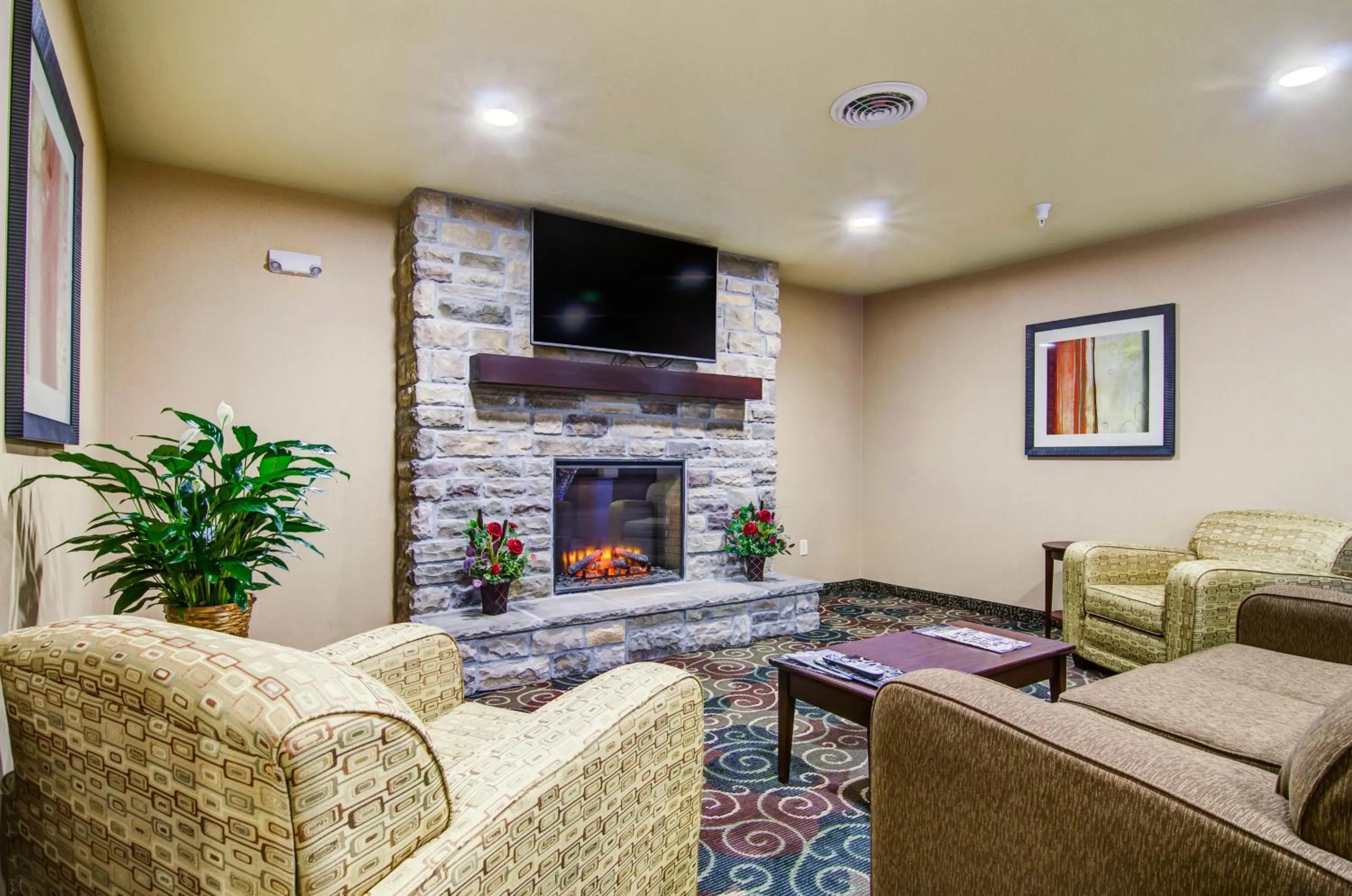 Castle Rock Inn & Suites - Quinter