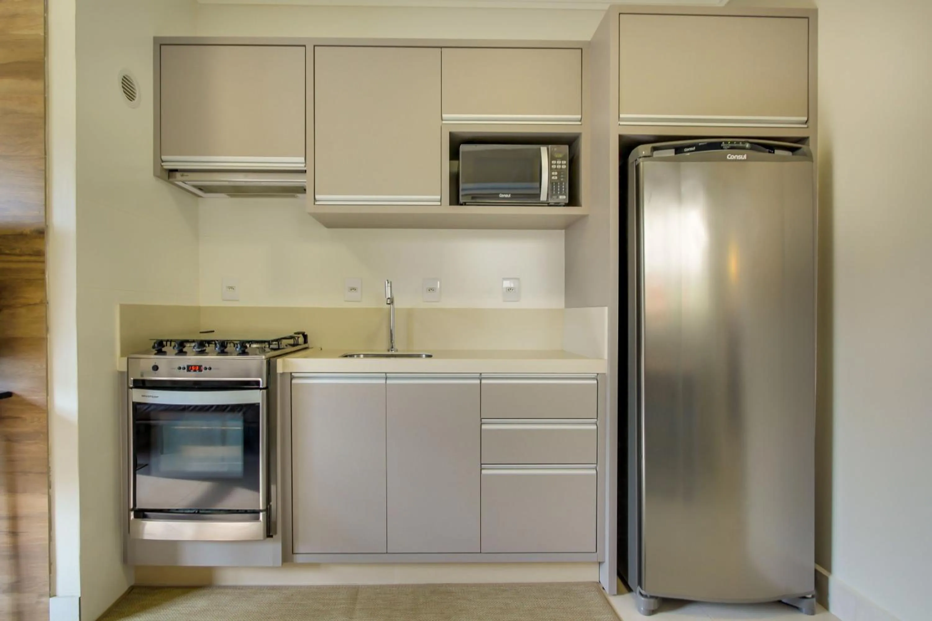 Kitchen or kitchenette in Residencial Casa Flora