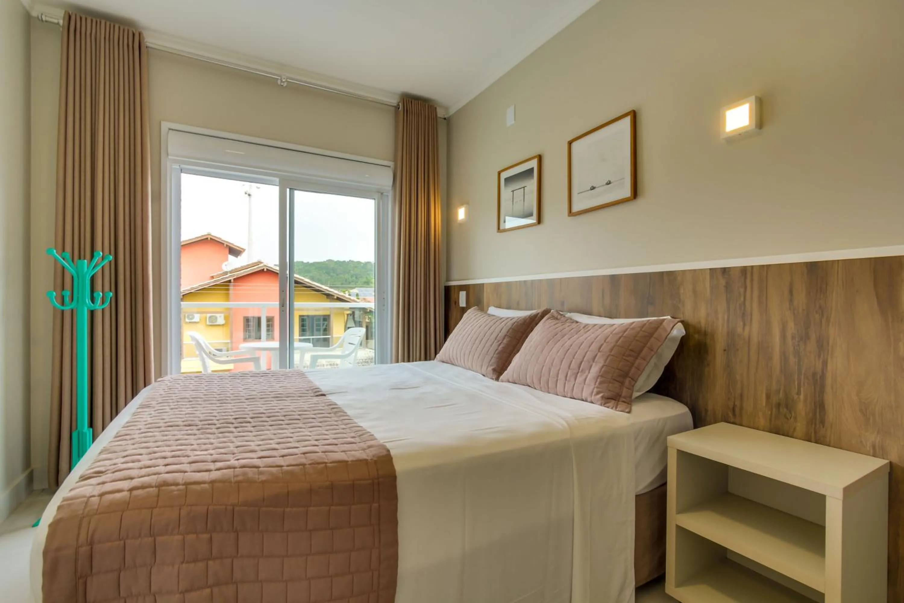 Bed in Residencial Casa Flora