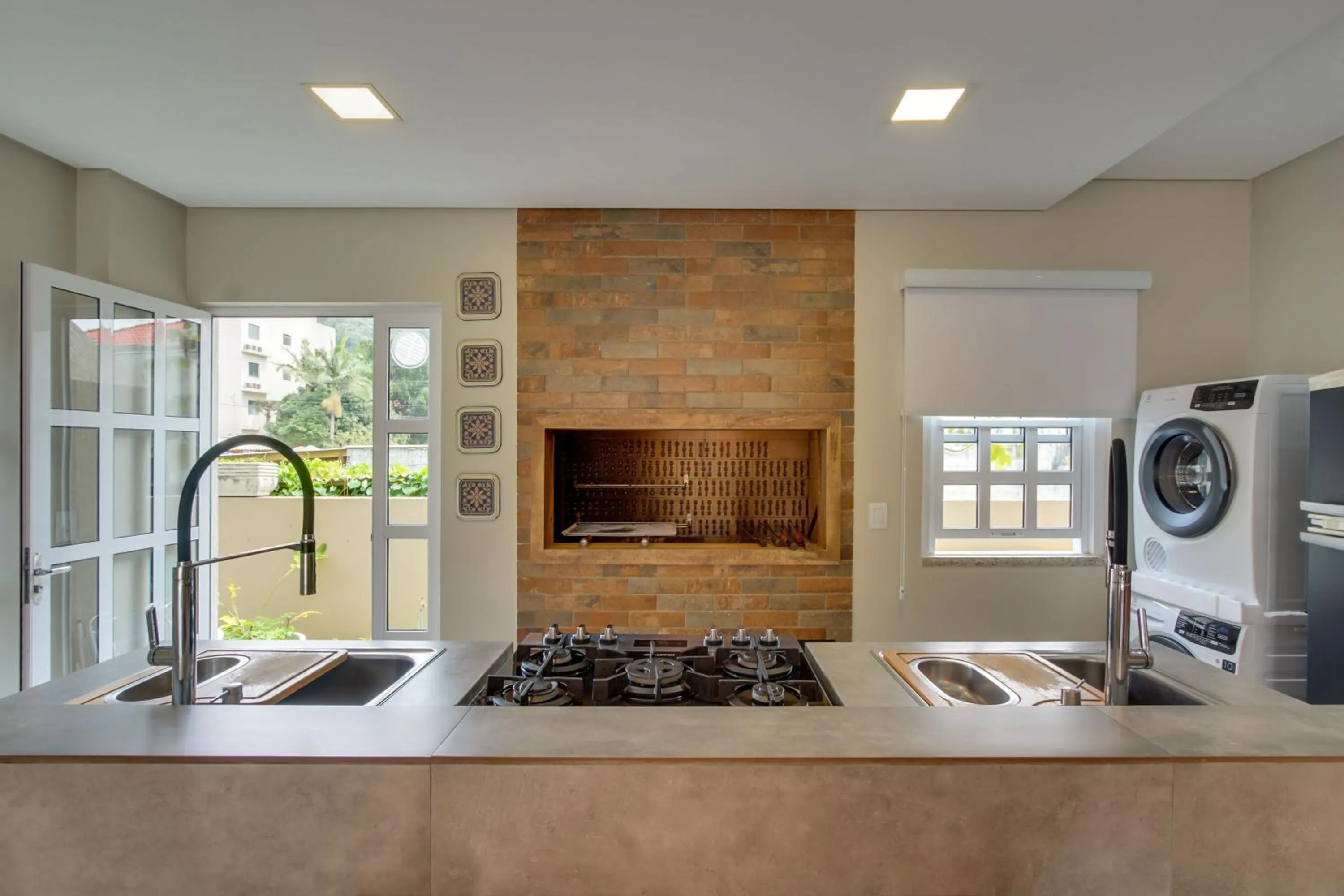 BBQ facilities in Residencial Casa Flora