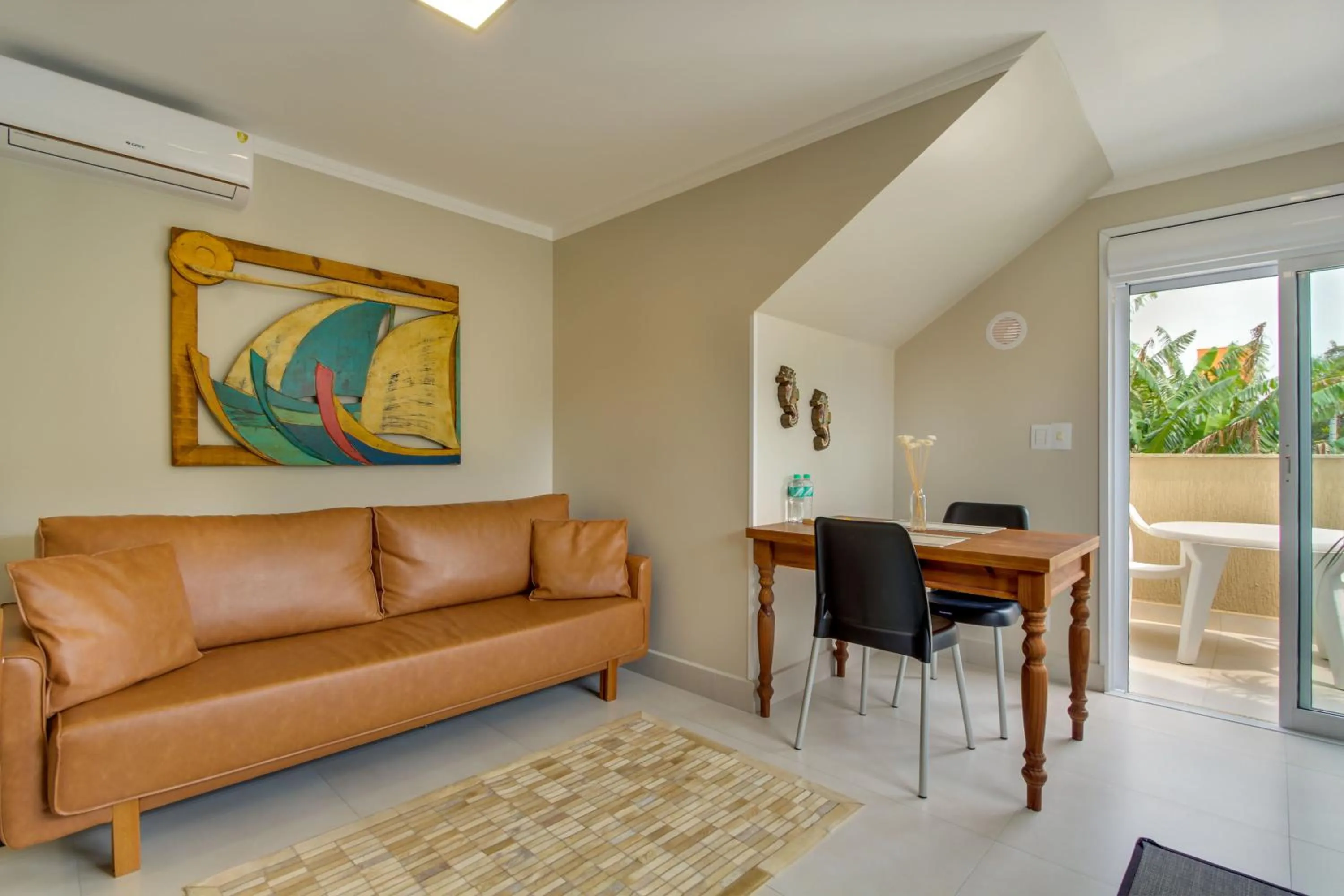 Seating area in Residencial Casa Flora