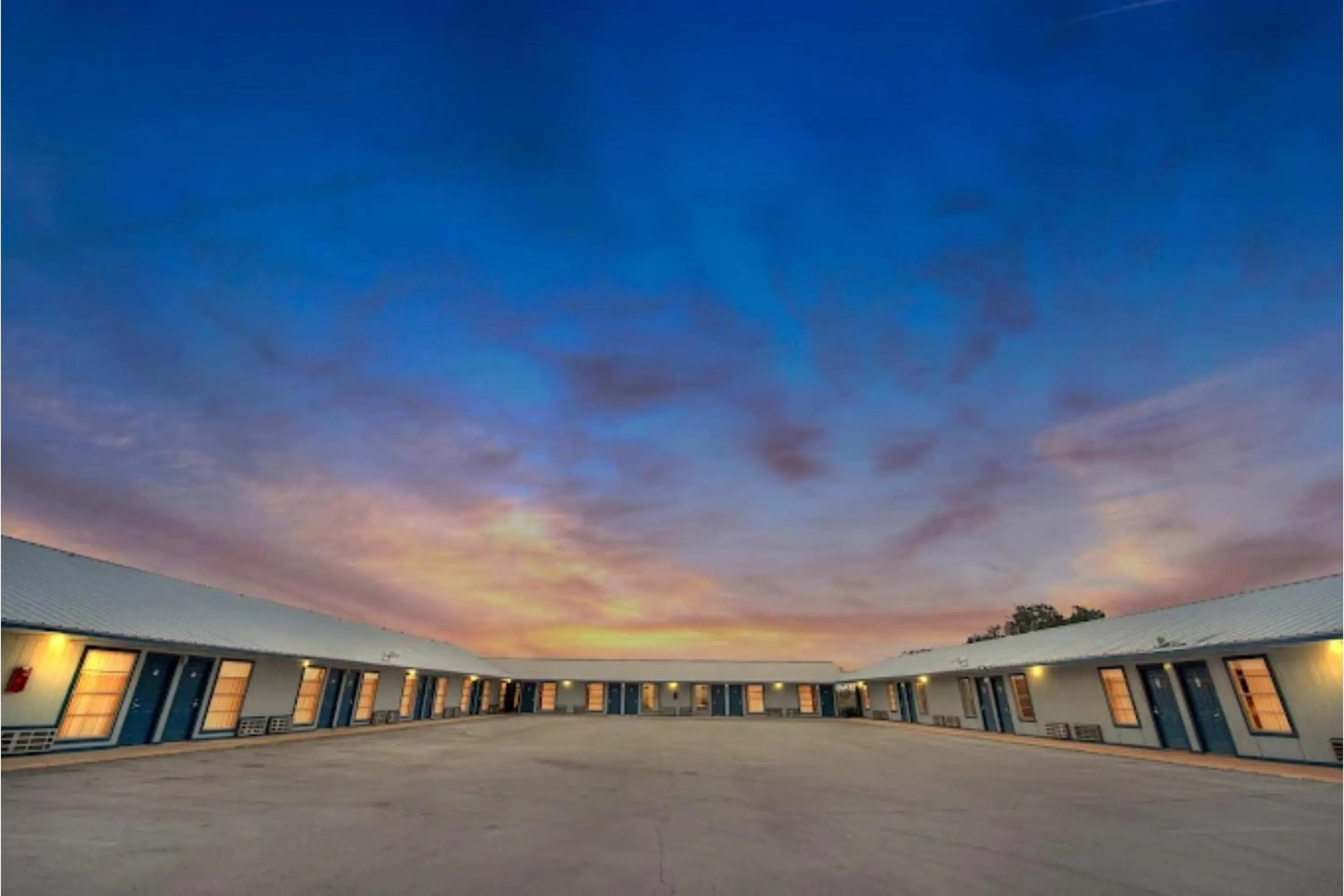 Facade/entrance in American Inn by Hotel O Vernon US 287
