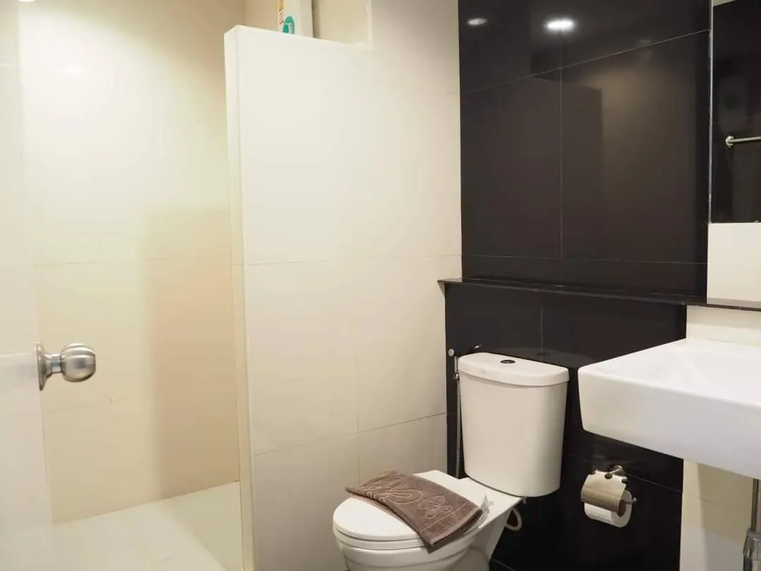 Bathroom in Ploen Ploen Residence