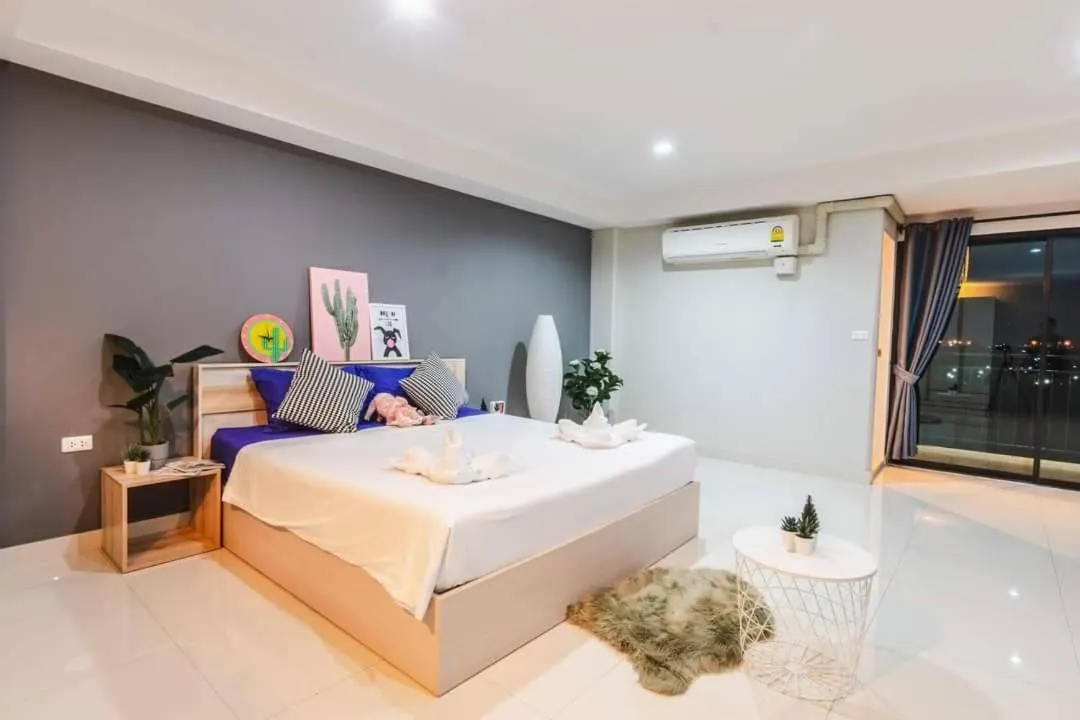 Bedroom, Bed in Ploen Ploen Residence