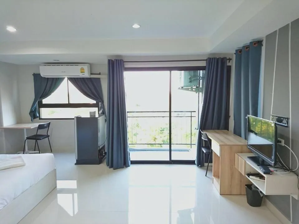 Photo of the whole room in Ploen Ploen Residence