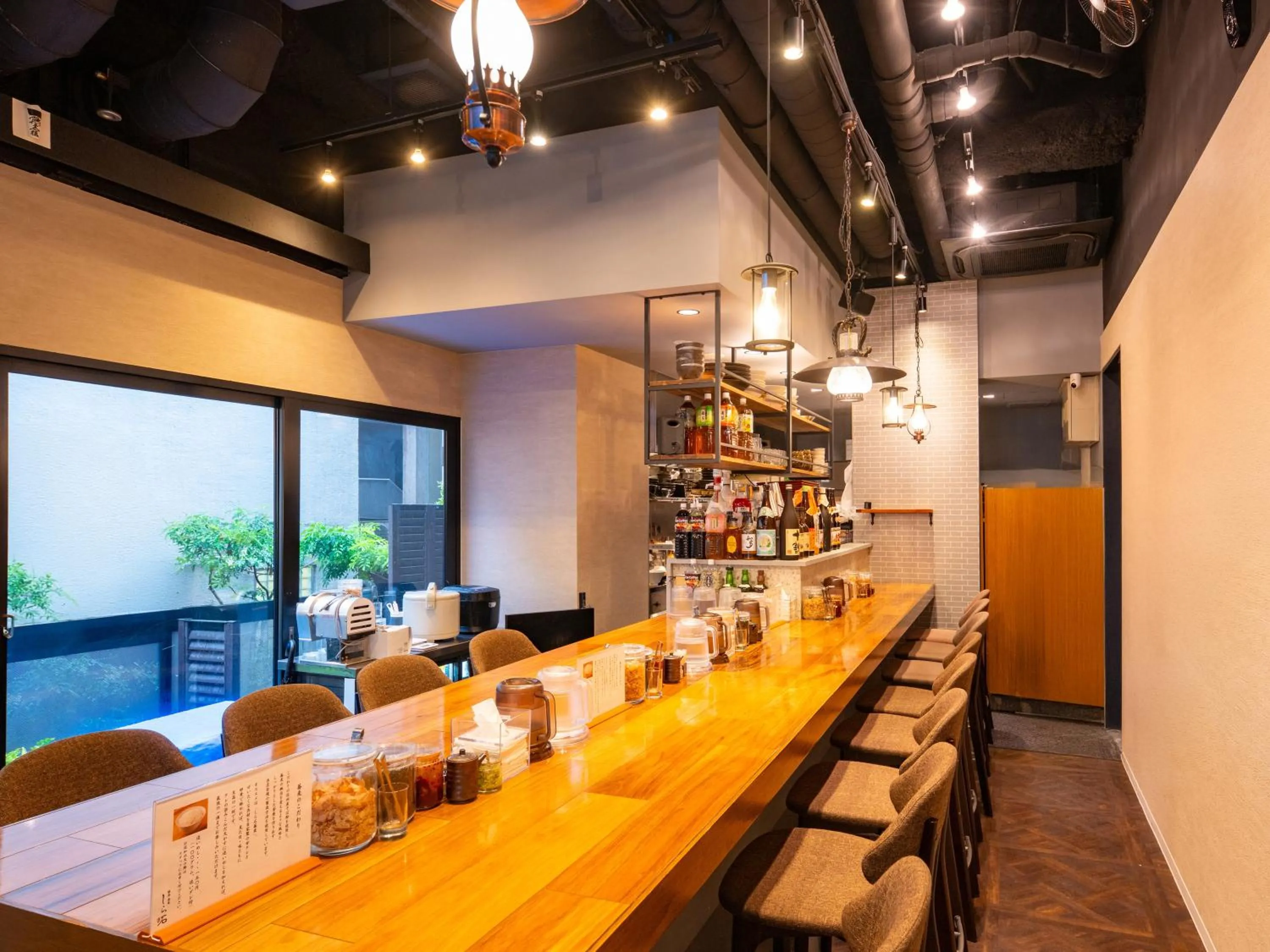 Restaurant/places to eat in APA Hotel Roppongi Ekimae