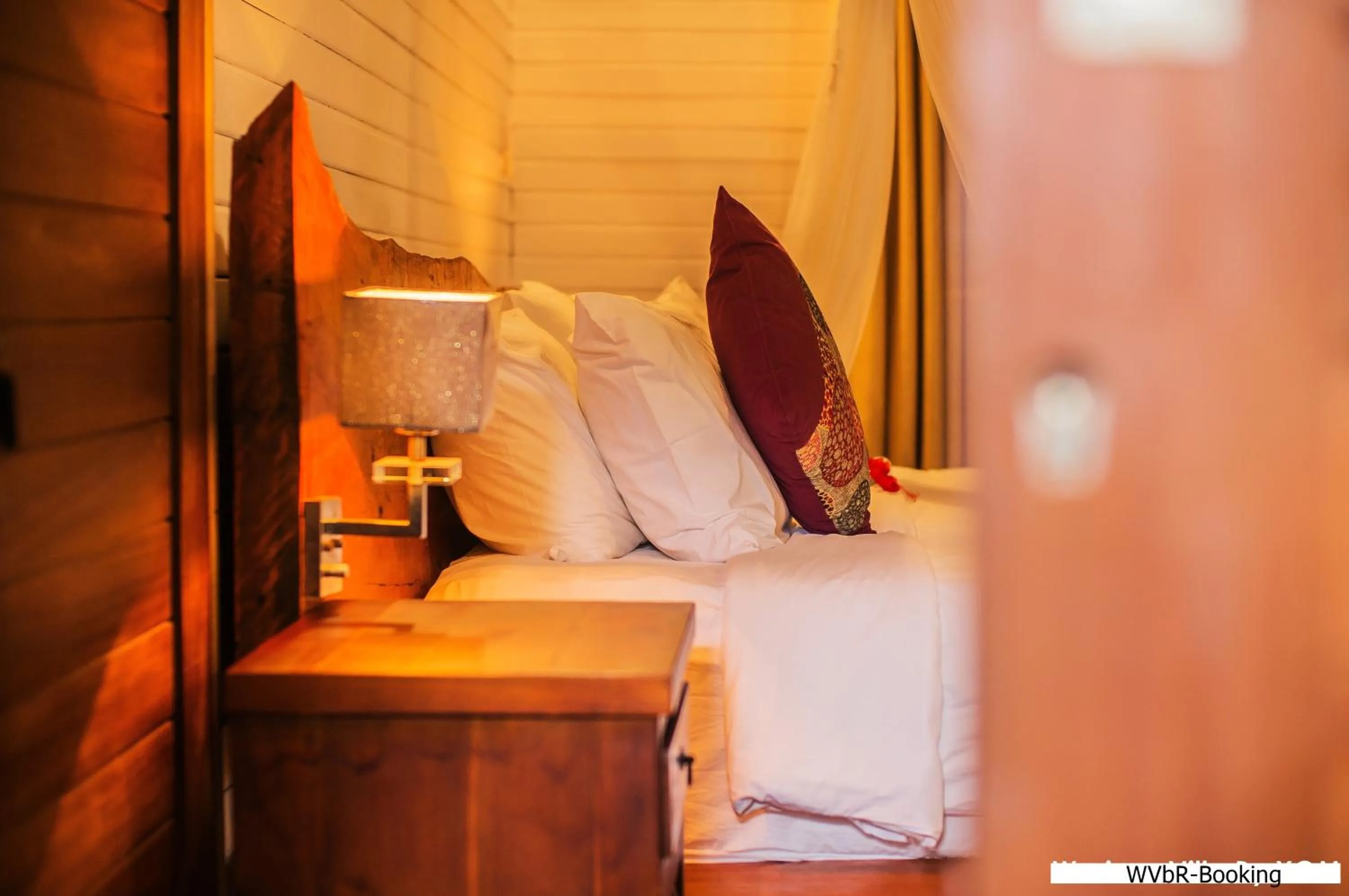 Bed in Warisan Villa By Reccoma