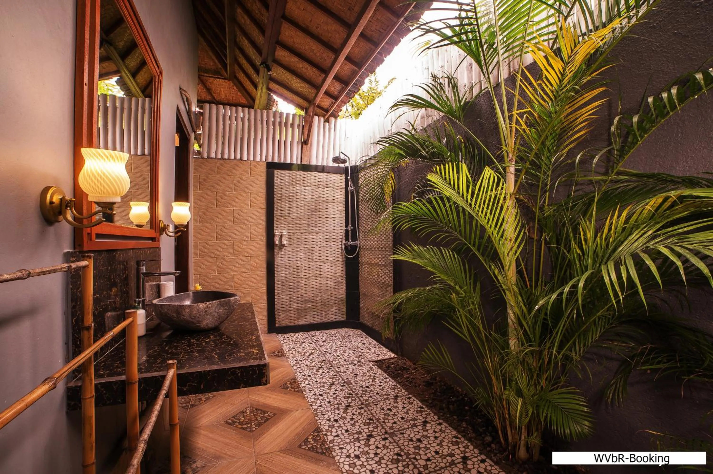 Shower in Warisan Villa By Reccoma