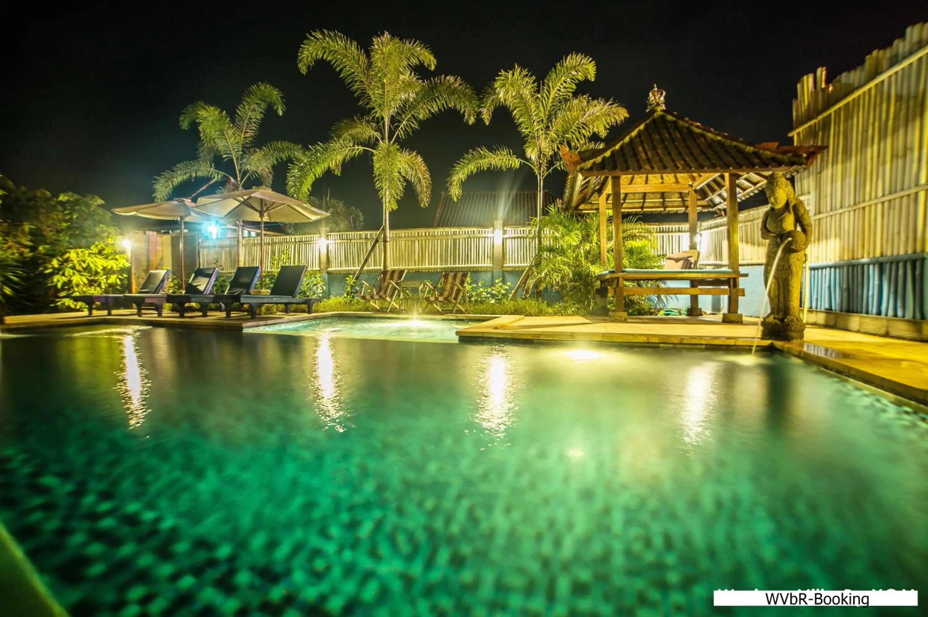 Night in Warisan Villa By Reccoma
