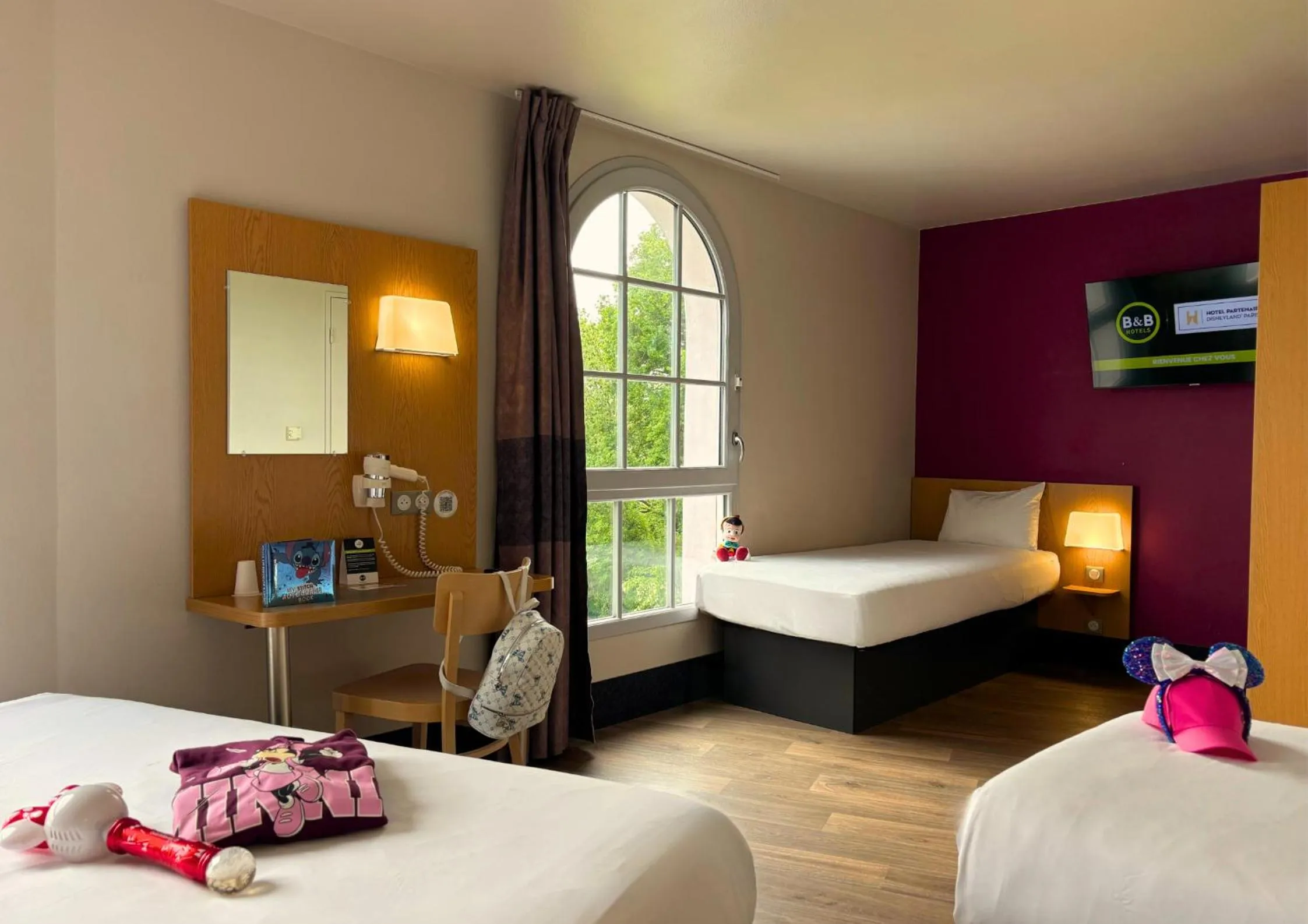 Bedroom, Bed in B&B HOTEL près de Disneyland Paris