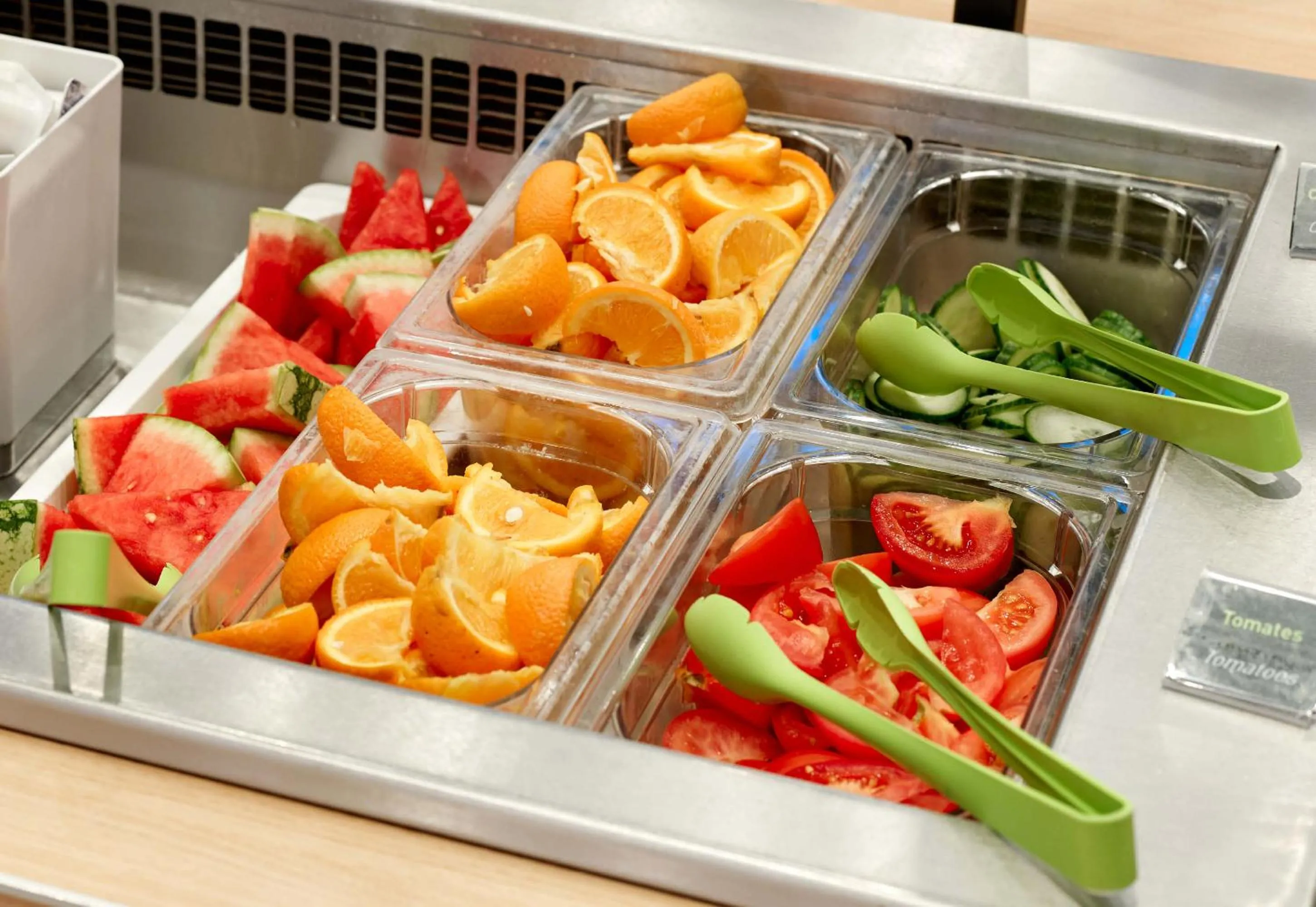 Food and drinks in B&B HOTEL près de Disneyland Paris