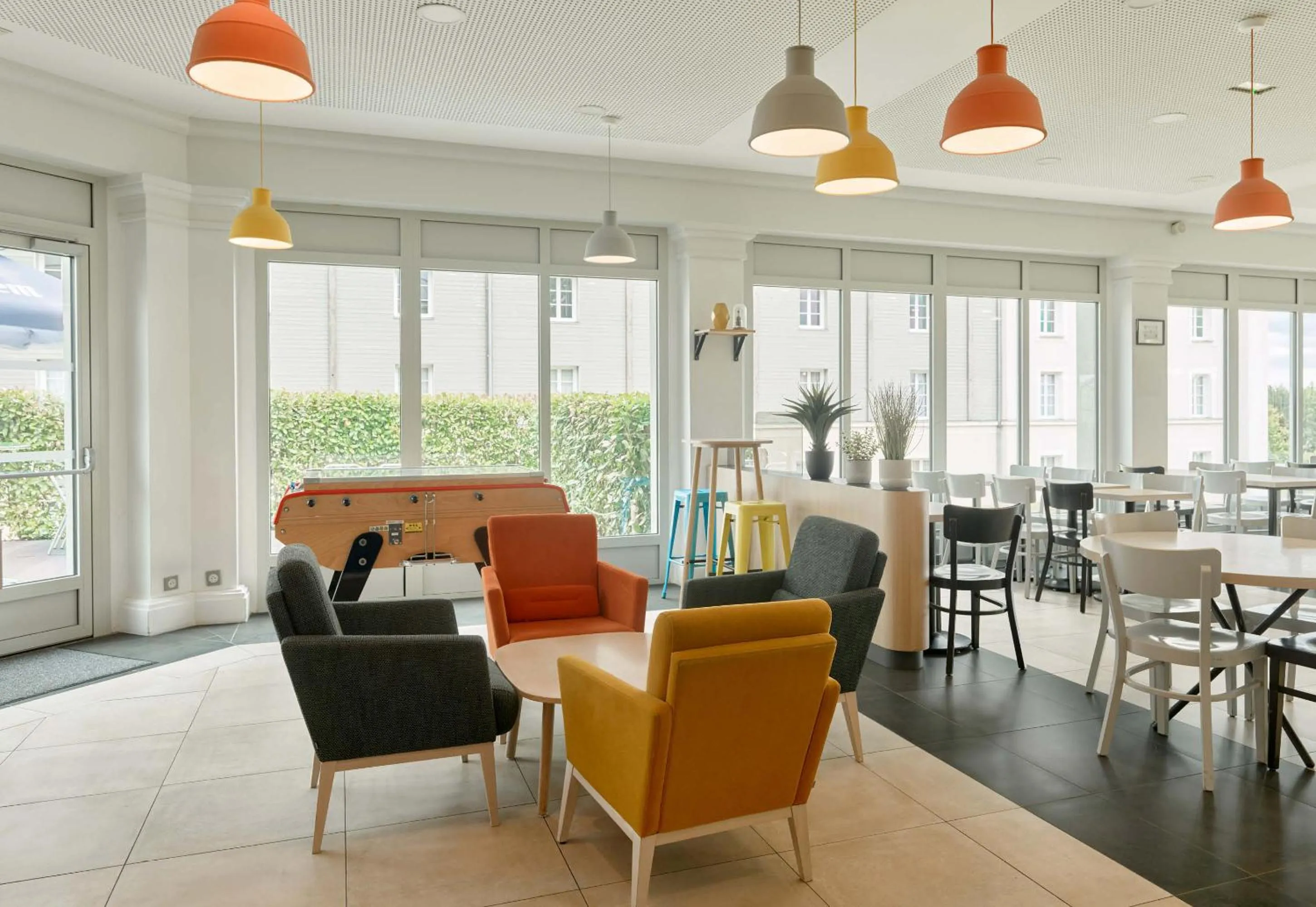 Restaurant/places to eat in B&B HOTEL près de Disneyland Paris