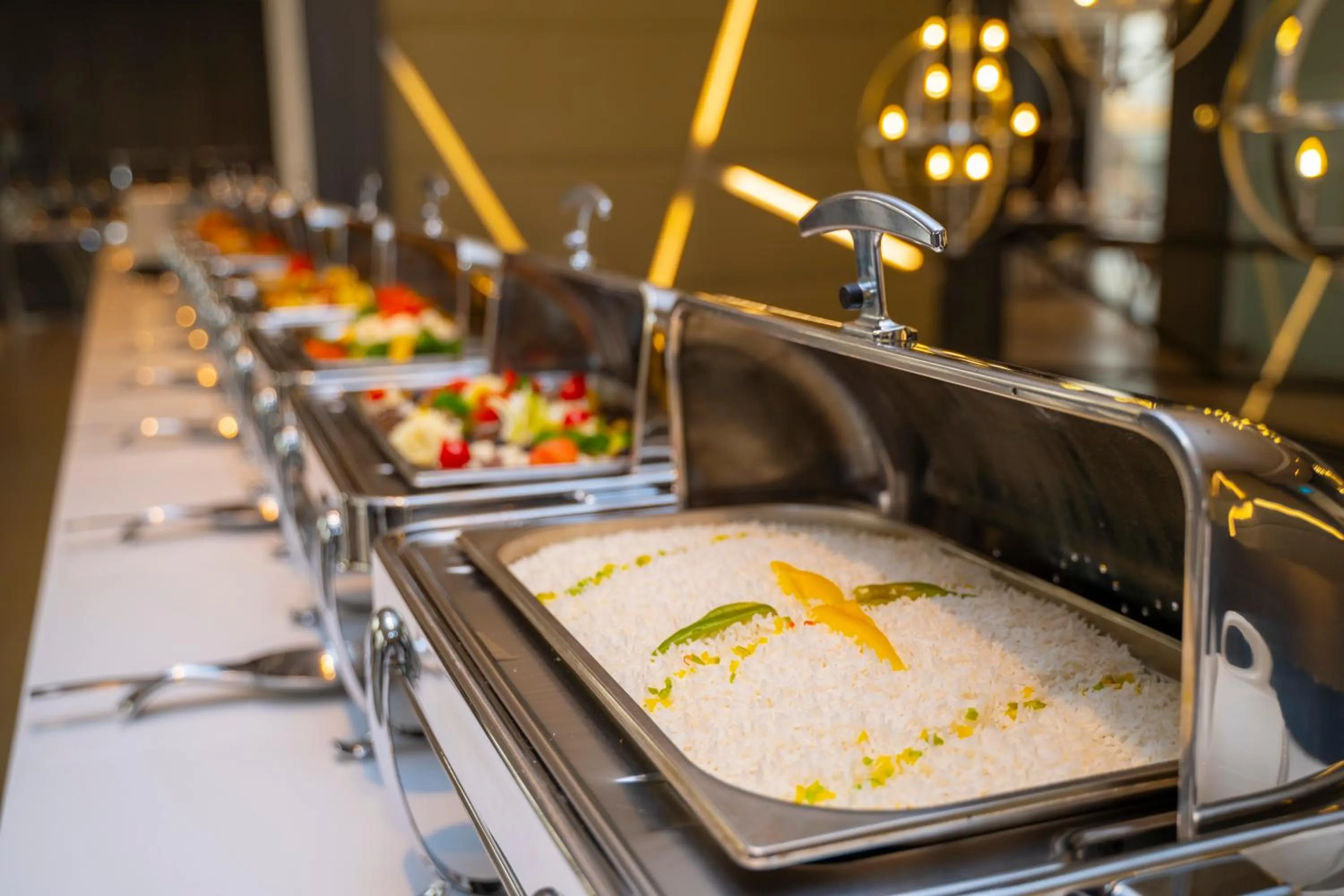 Restaurant/places to eat in Executives Hotel - KAFD