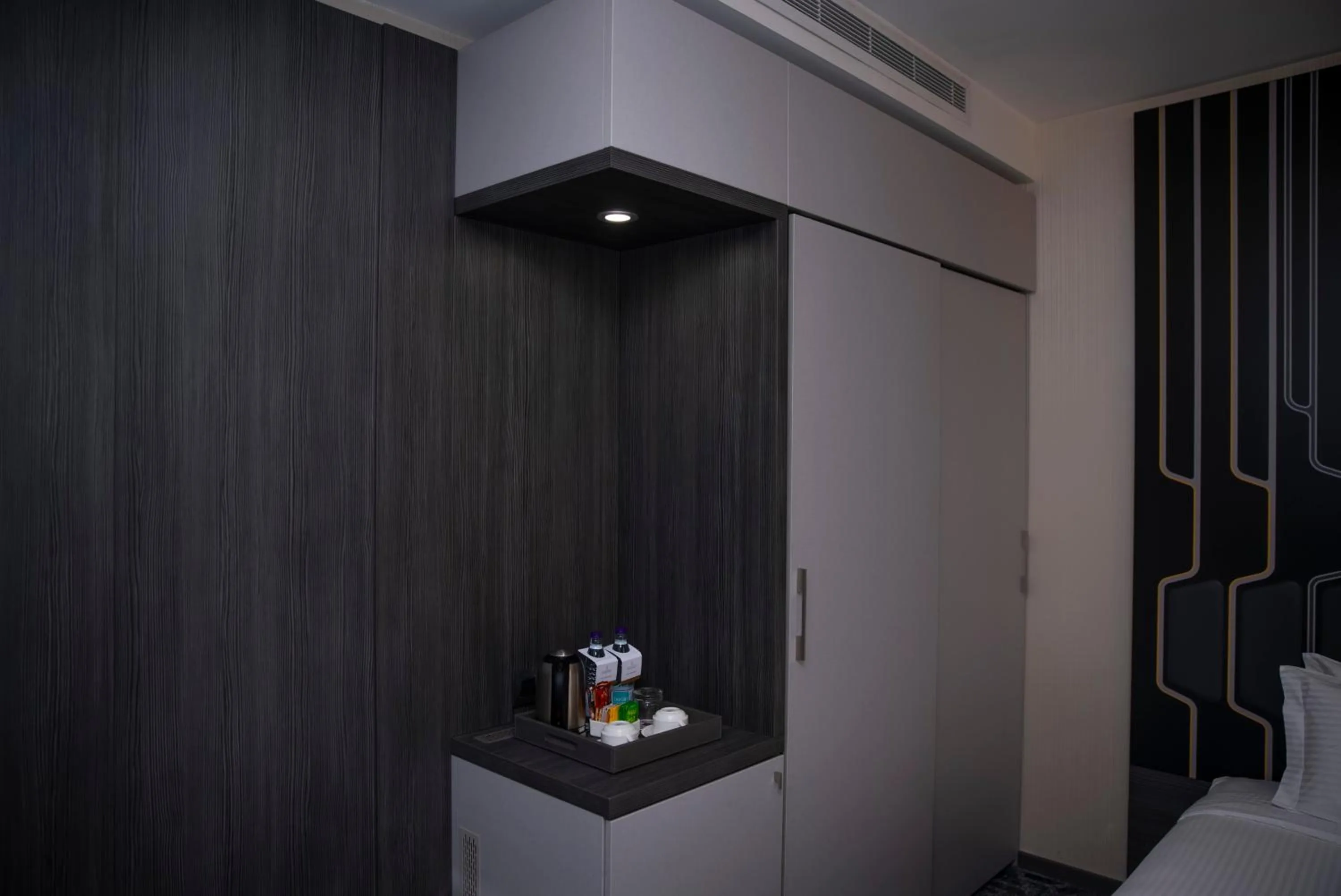 Coffee/tea facilities in Executives Hotel - KAFD