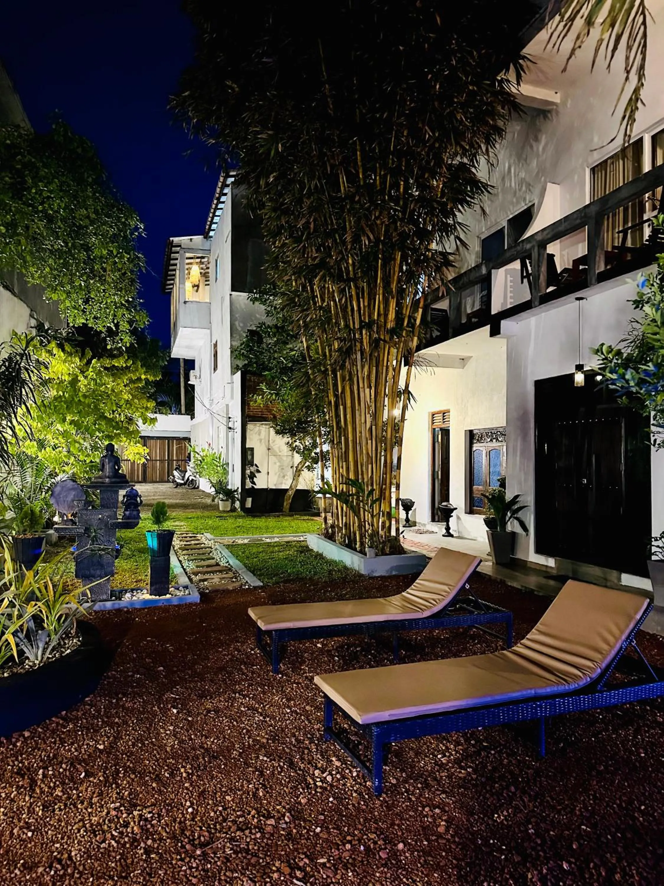 Property building in Cocoplant Surf Inn