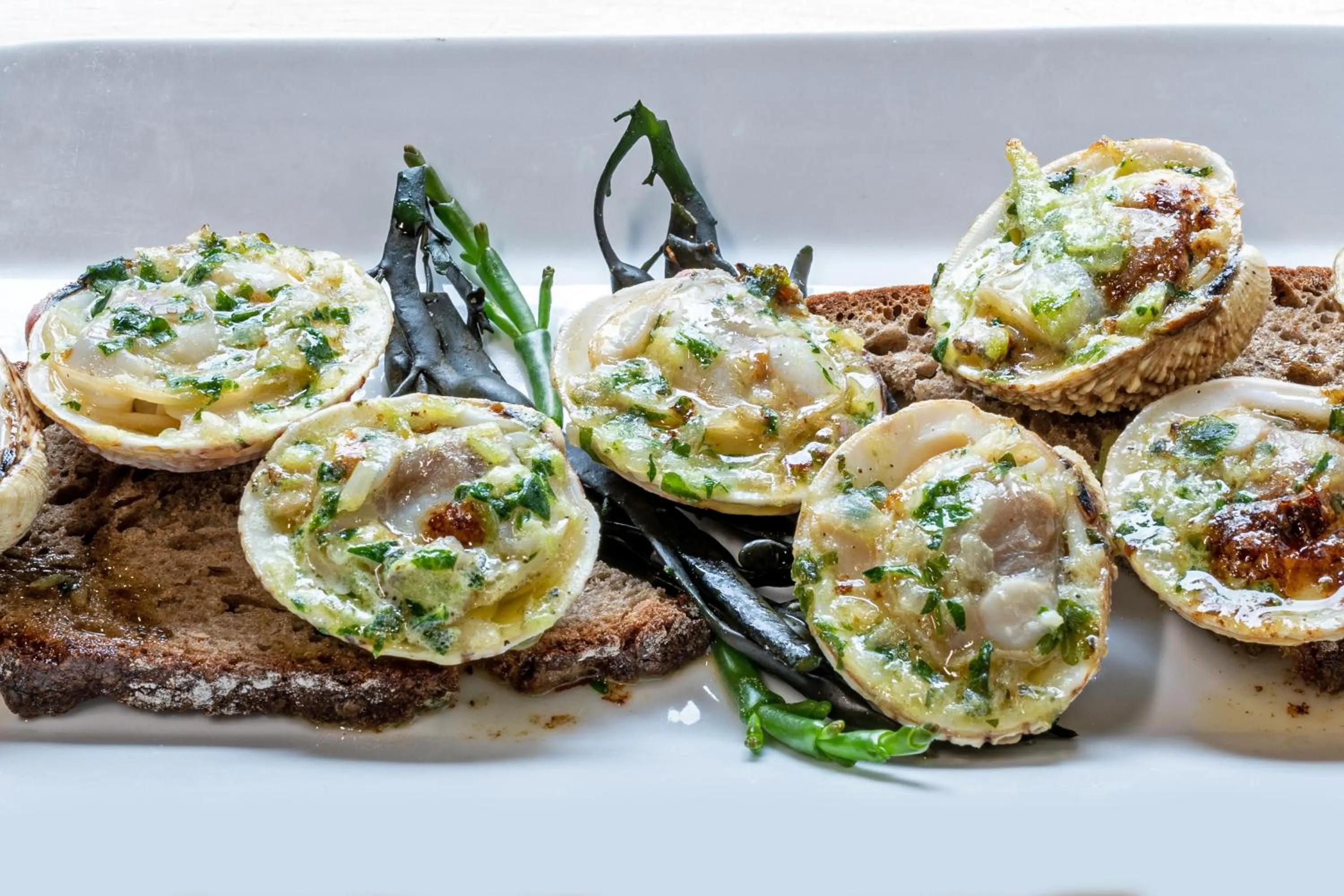 Restaurant/places to eat in Le Theven