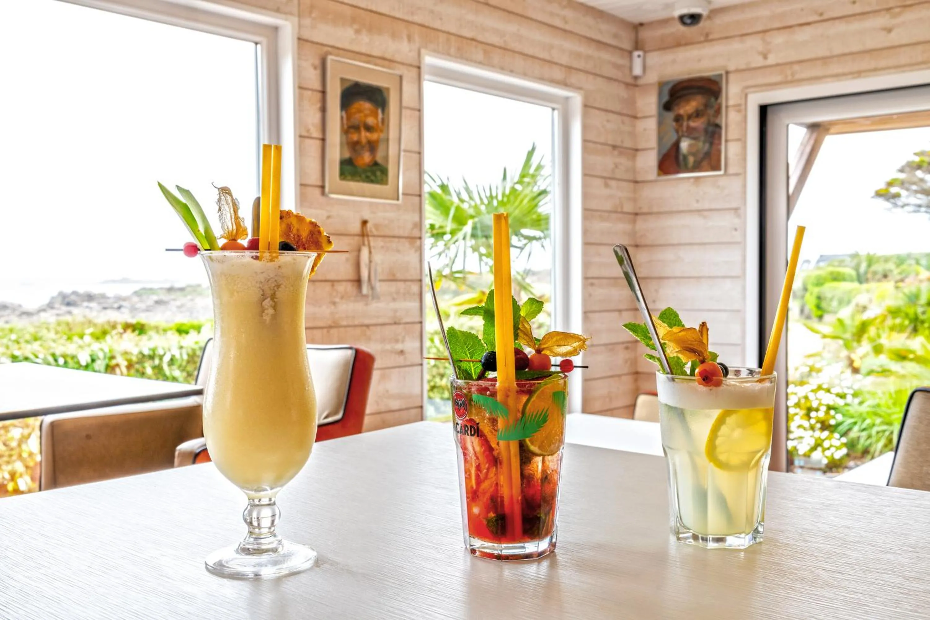 Lounge or bar in Le Theven