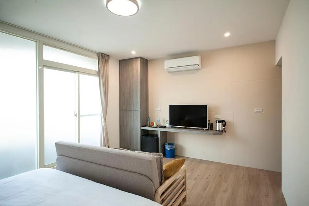 Bedroom, Bed in Little Sunshine