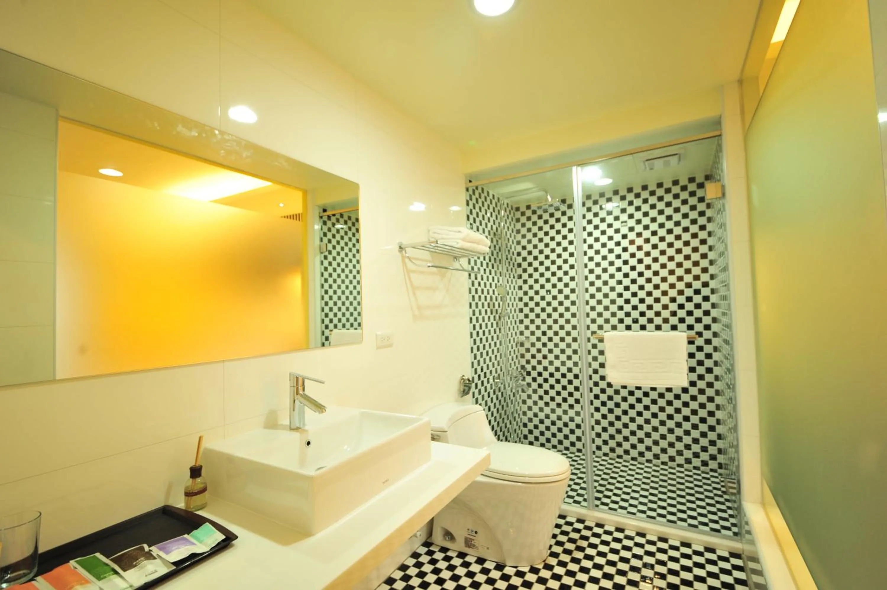 Bathroom in Little Sunshine