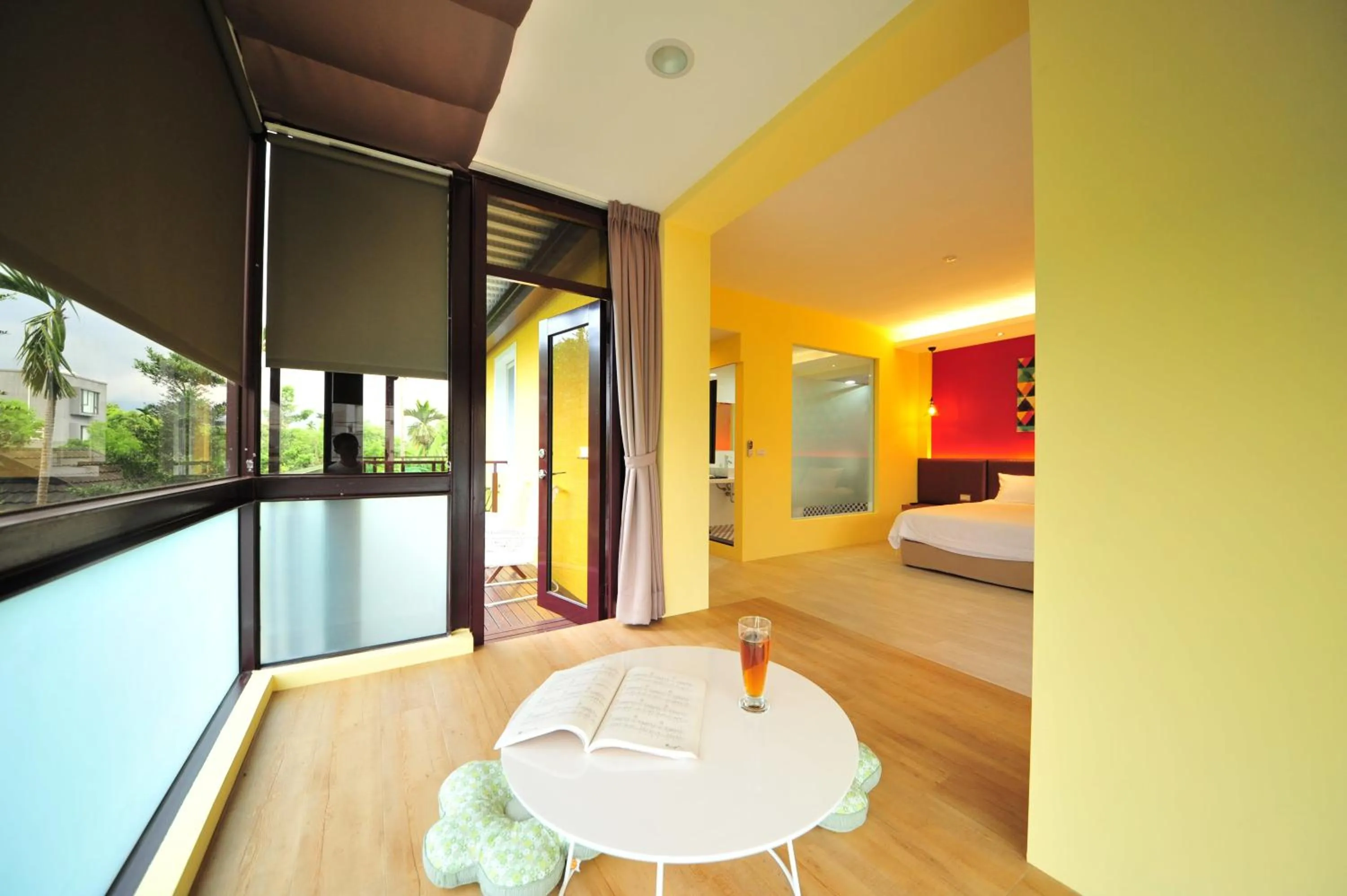 Library, Bed in Little Sunshine