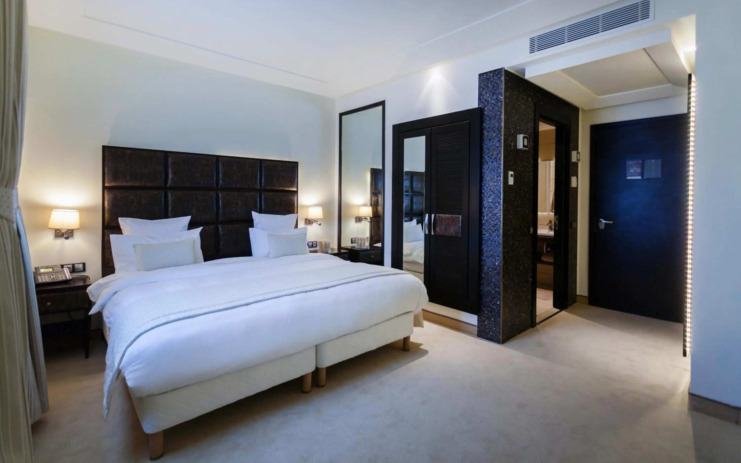 Bed in Business Hotel