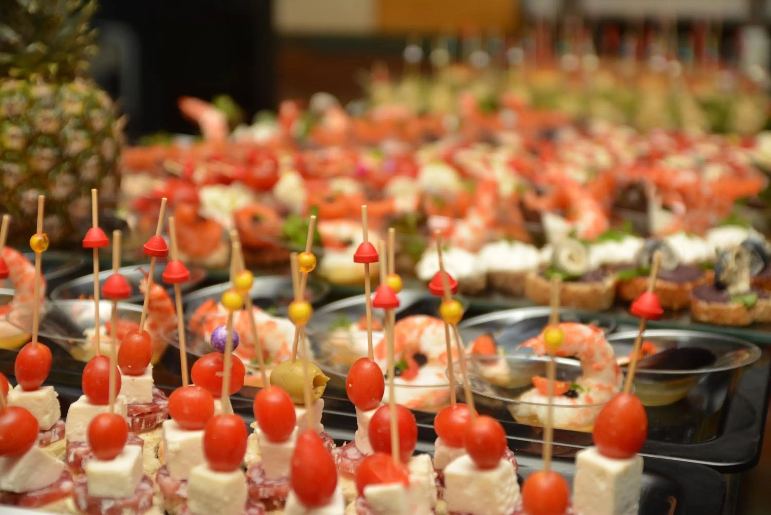 Restaurant/places to eat in Business Hotel