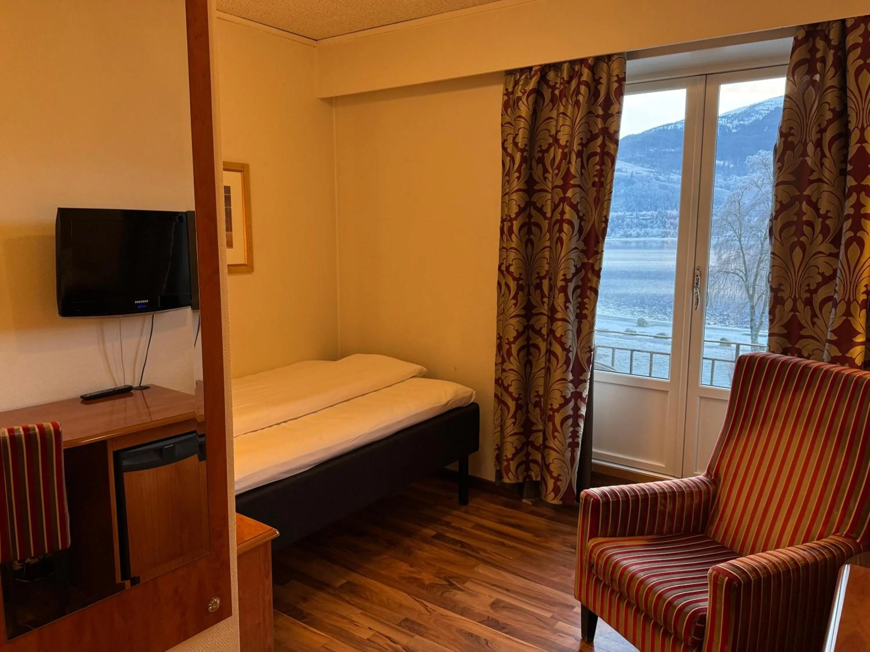 Bedroom, Bed in Park Hotel Vossevangen