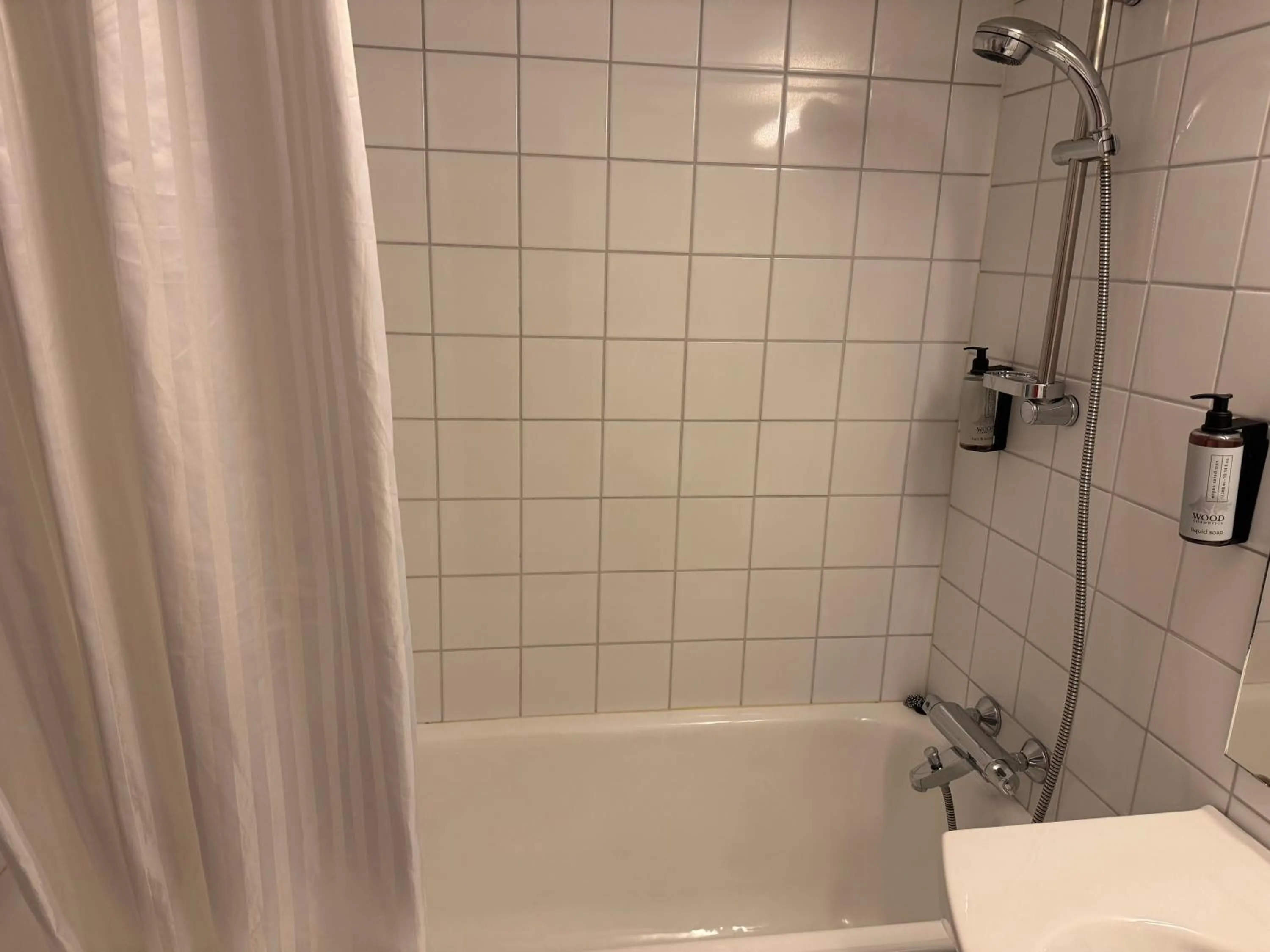 Bathroom in Park Hotel Vossevangen