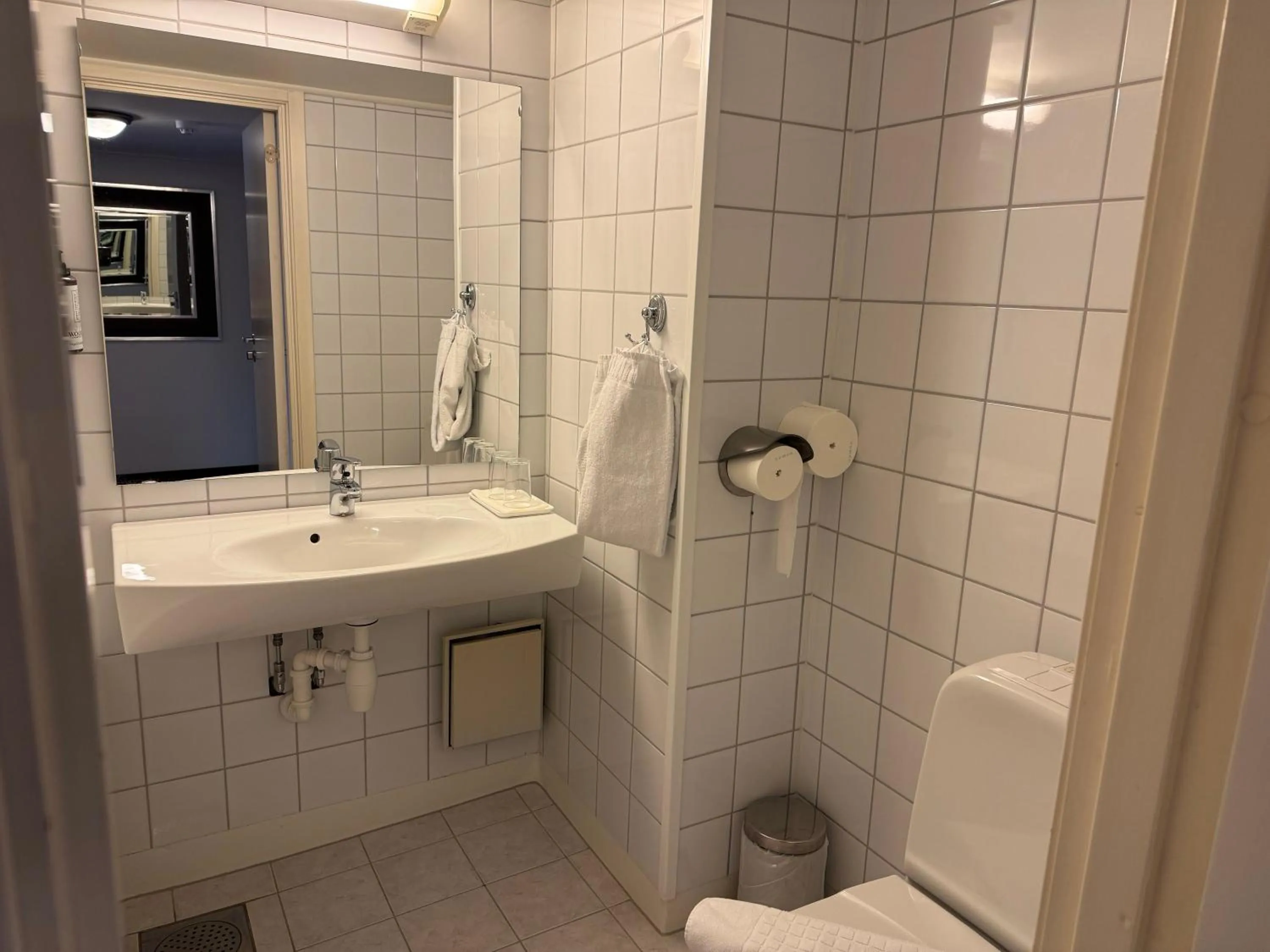 Bathroom in Park Hotel Vossevangen