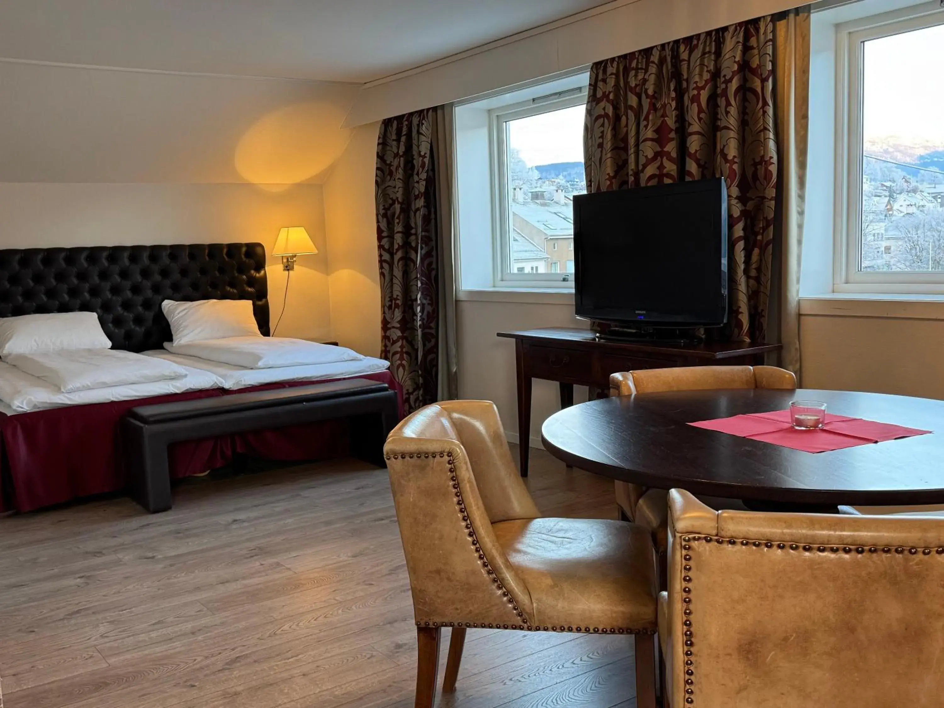 Deluxe Double Room - single occupancy in Park Hotel Vossevangen Deluxe Double Room - single occupancy in Park Hotel Vossevangen