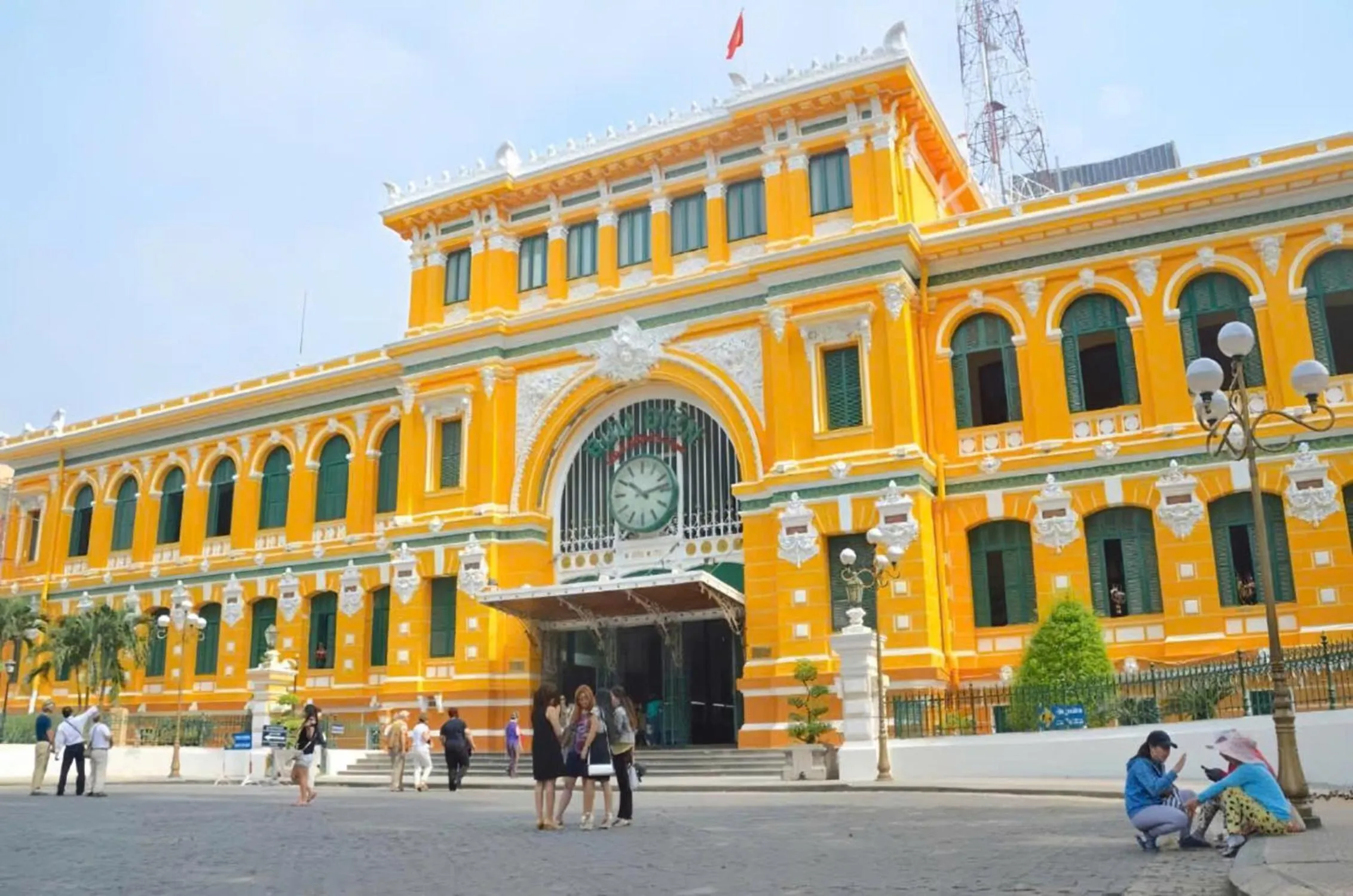Nearby landmark in Saigon Pink Hotel