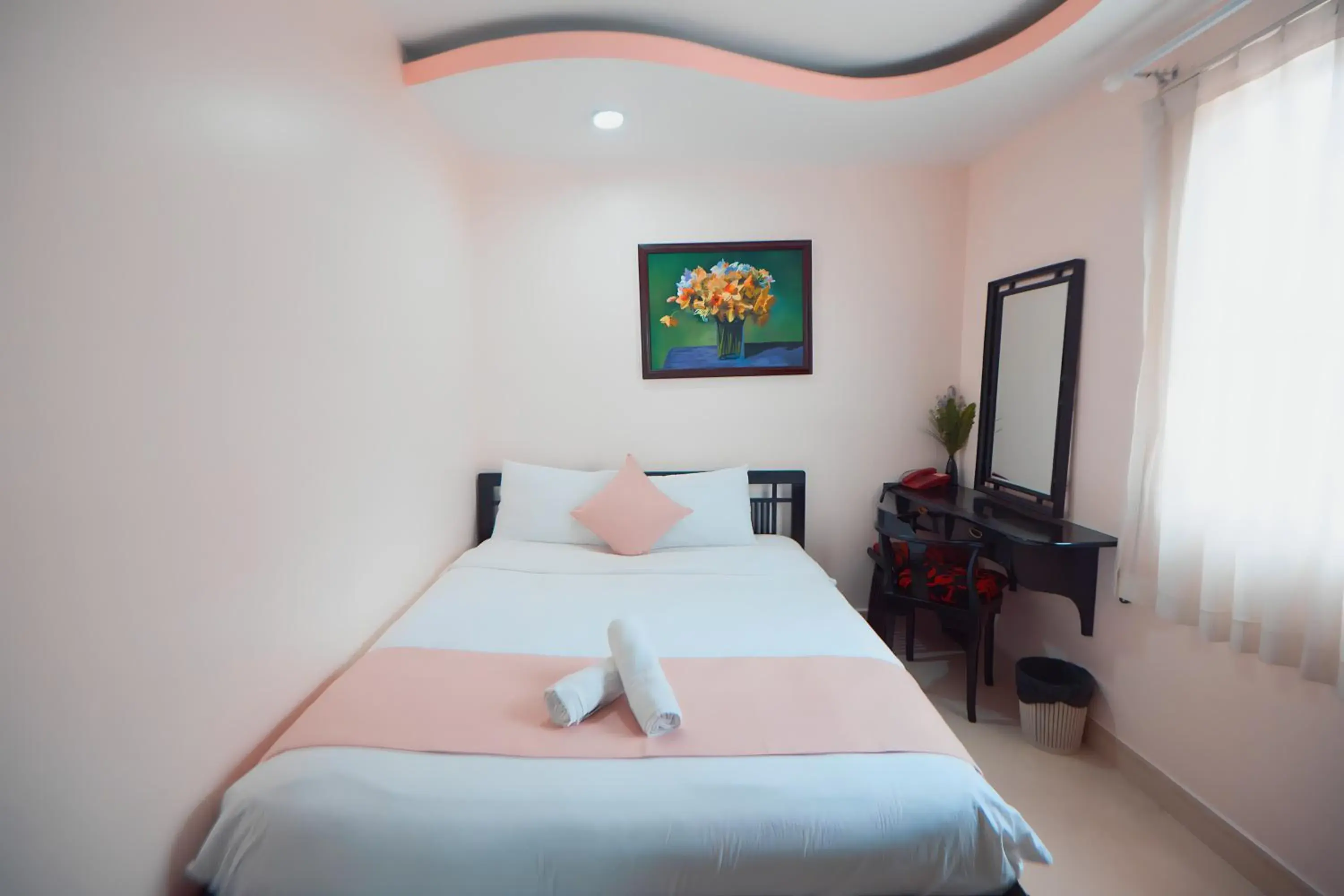 Superior Double Room in Saigon Pink Hotel Superior Double Room in Saigon Pink Hotel