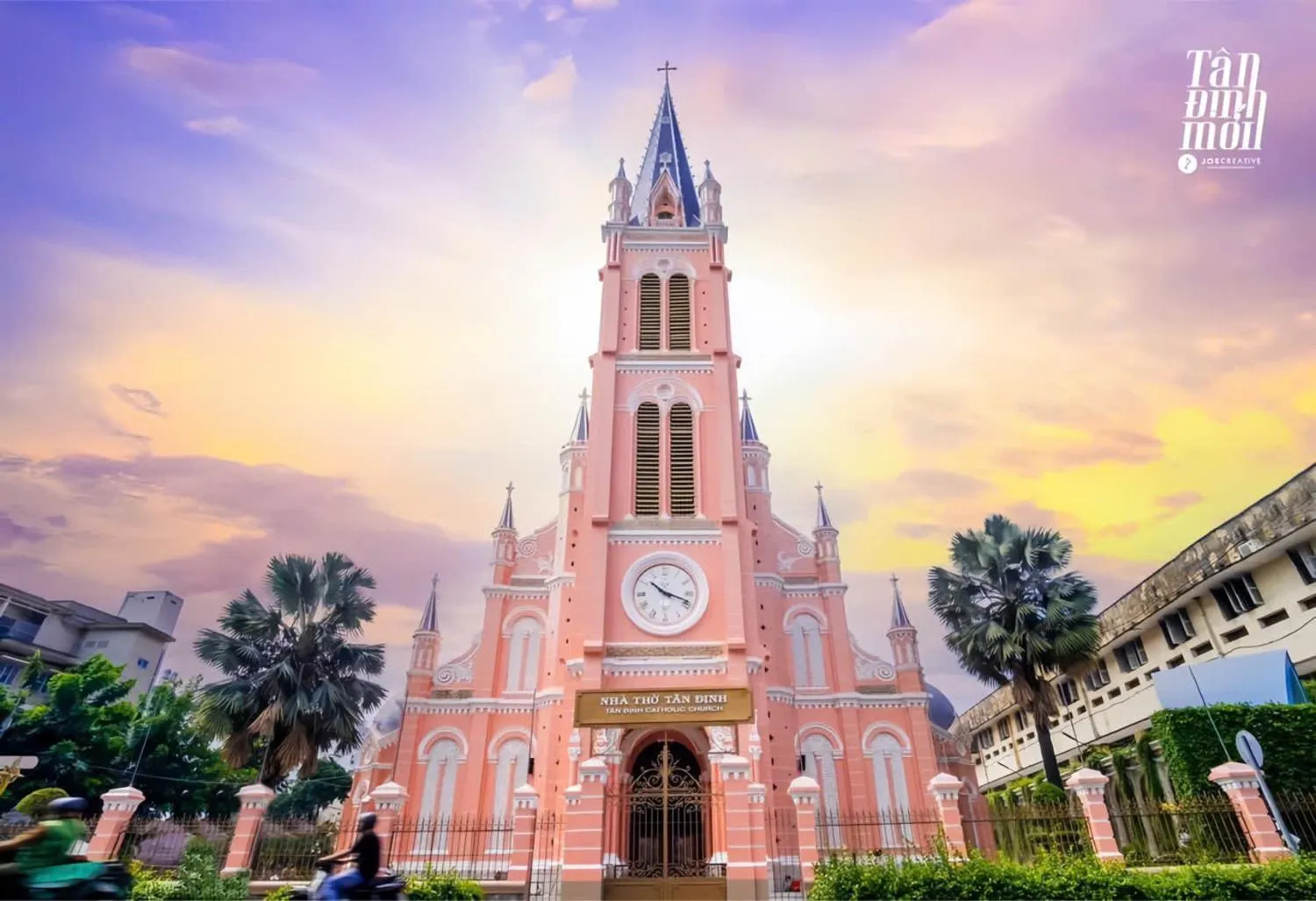 Nearby landmark in Saigon Pink Hotel