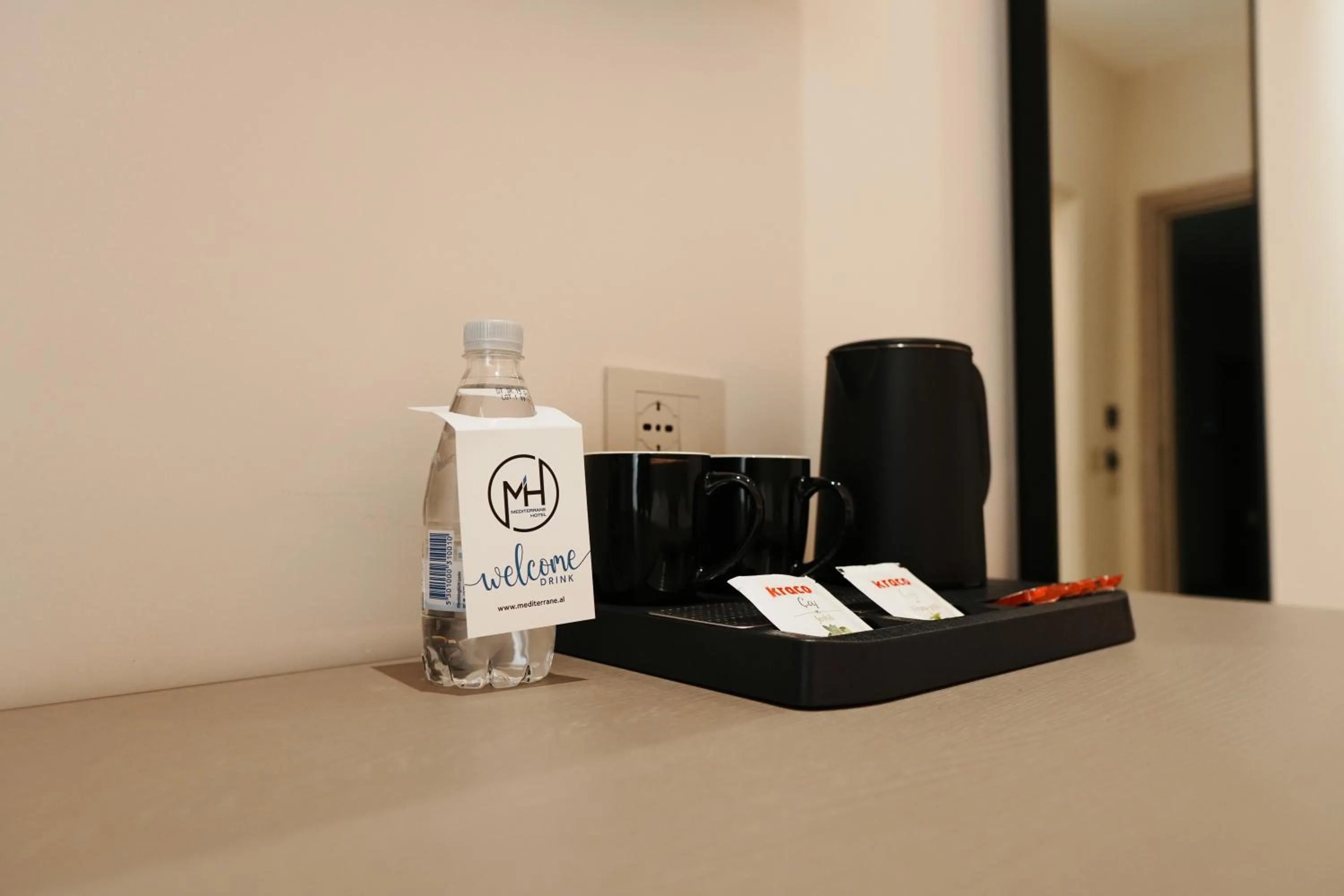 Text overlay in Hotel Mediterrane