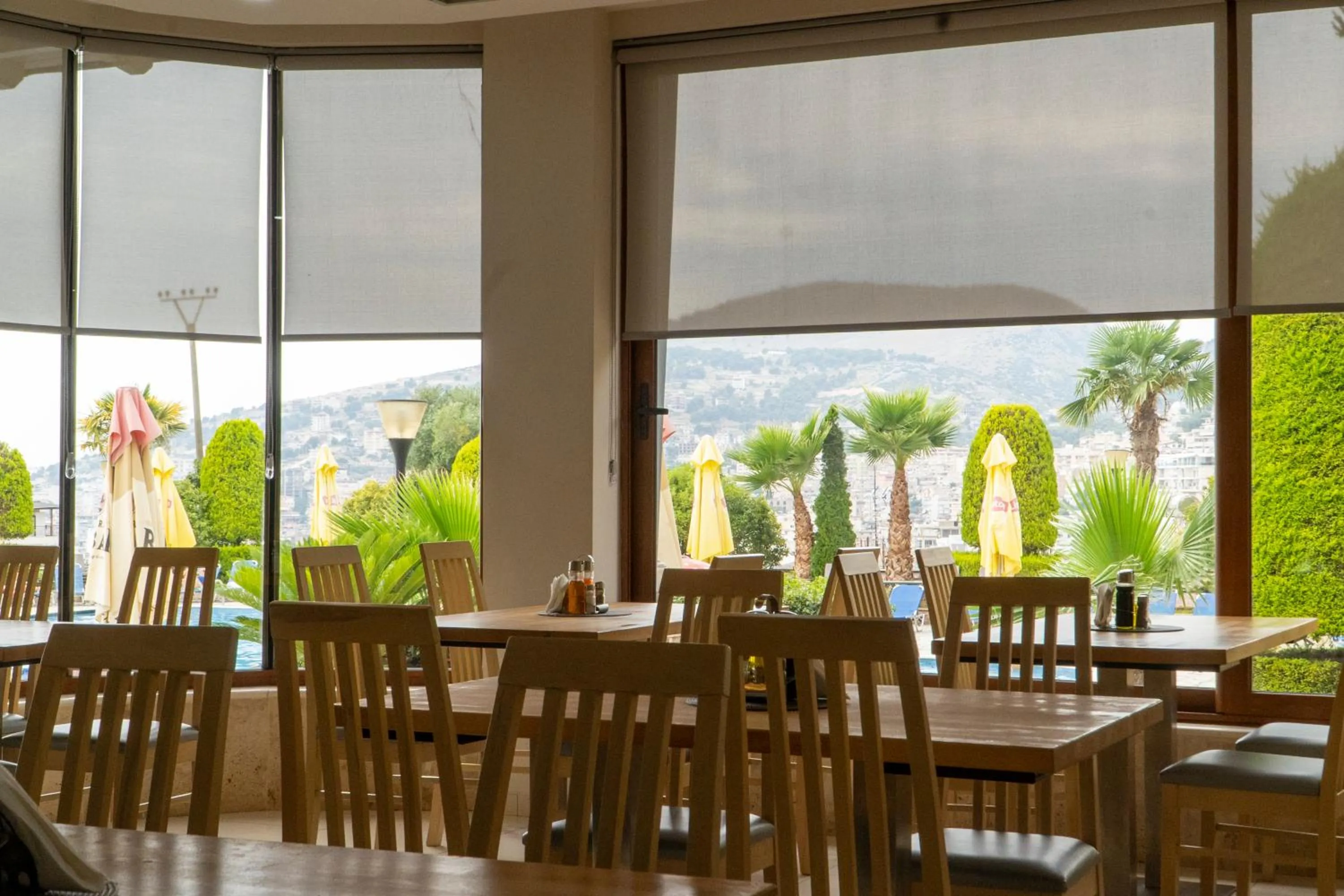 Restaurant/places to eat in Hotel Mediterrane