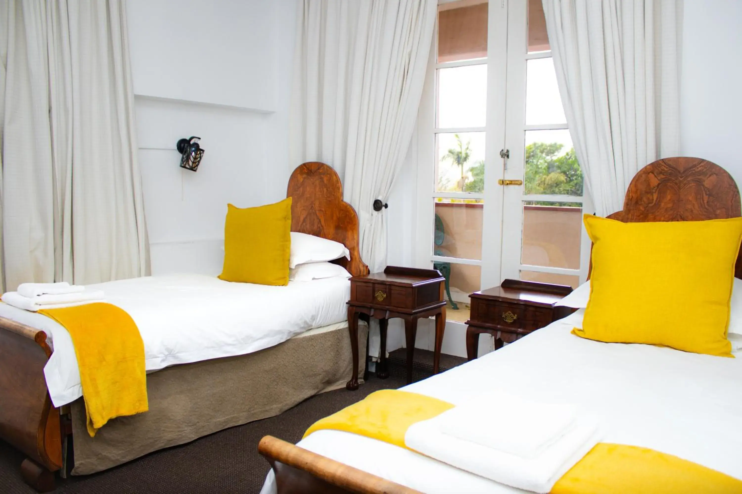 Twin Room - single occupancy in Roseland House Twin Room - single occupancy in Roseland House