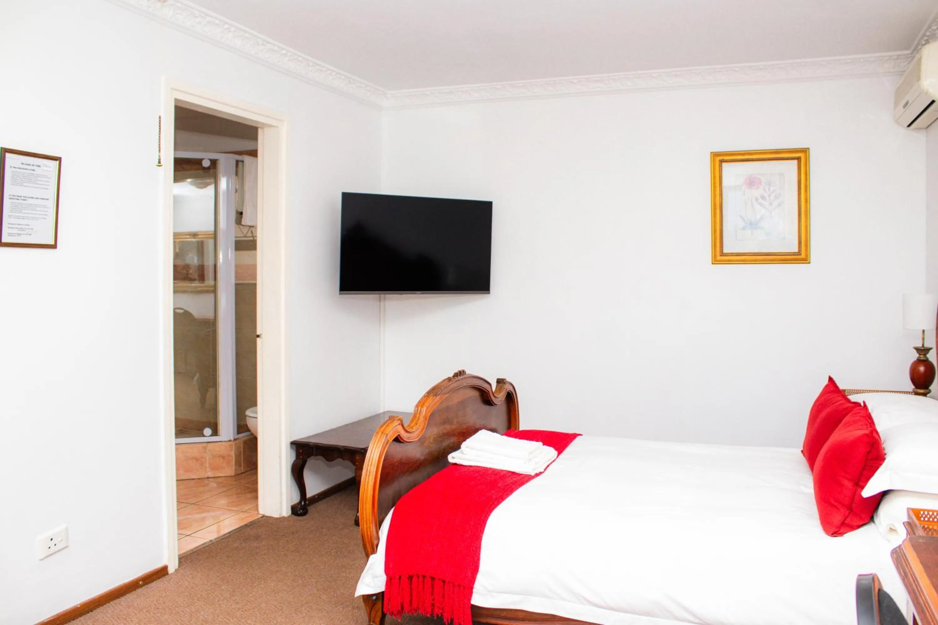 Bed in Roseland House