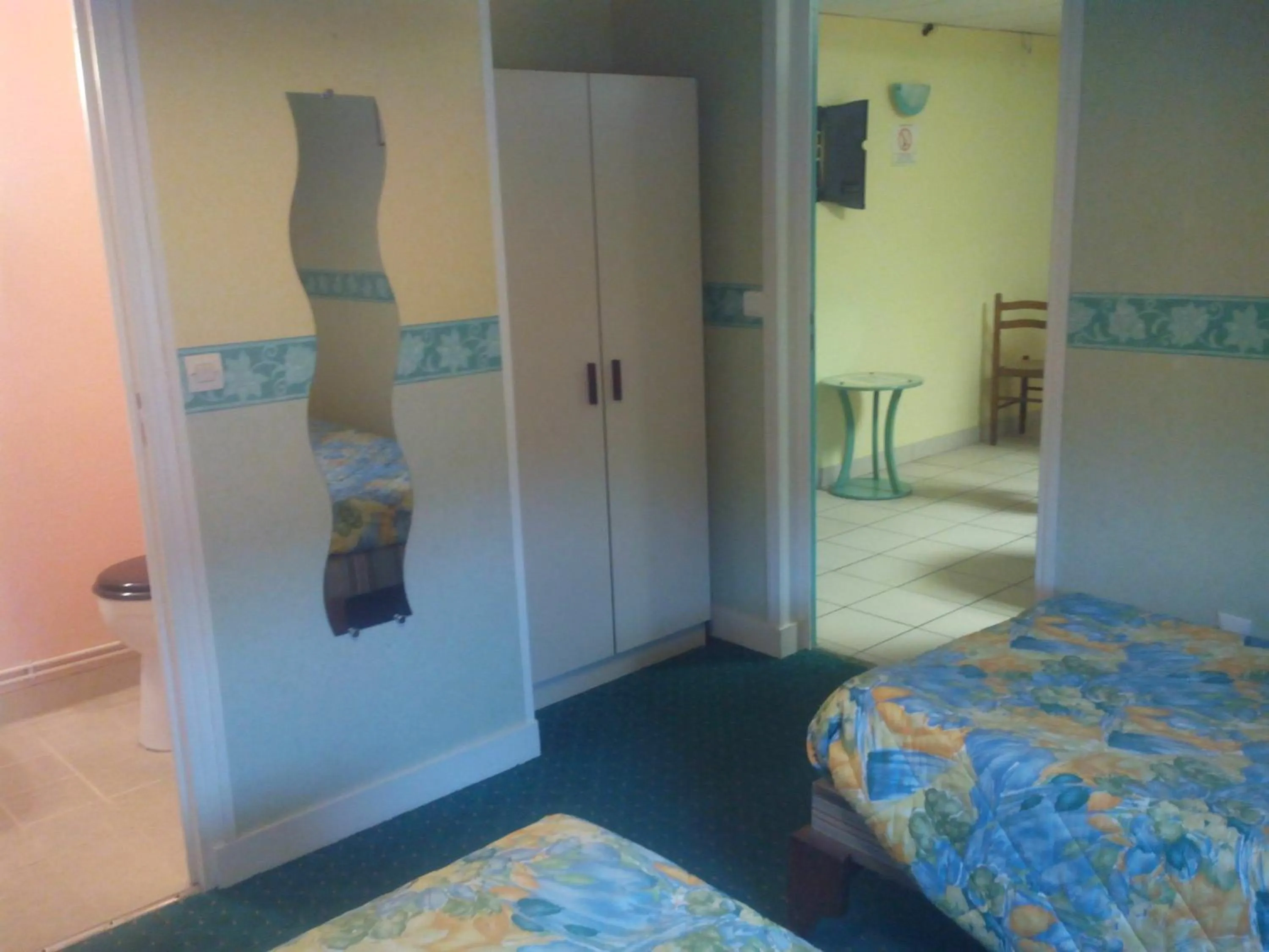 Decorative detail, Bed in Hôtel l'Eden