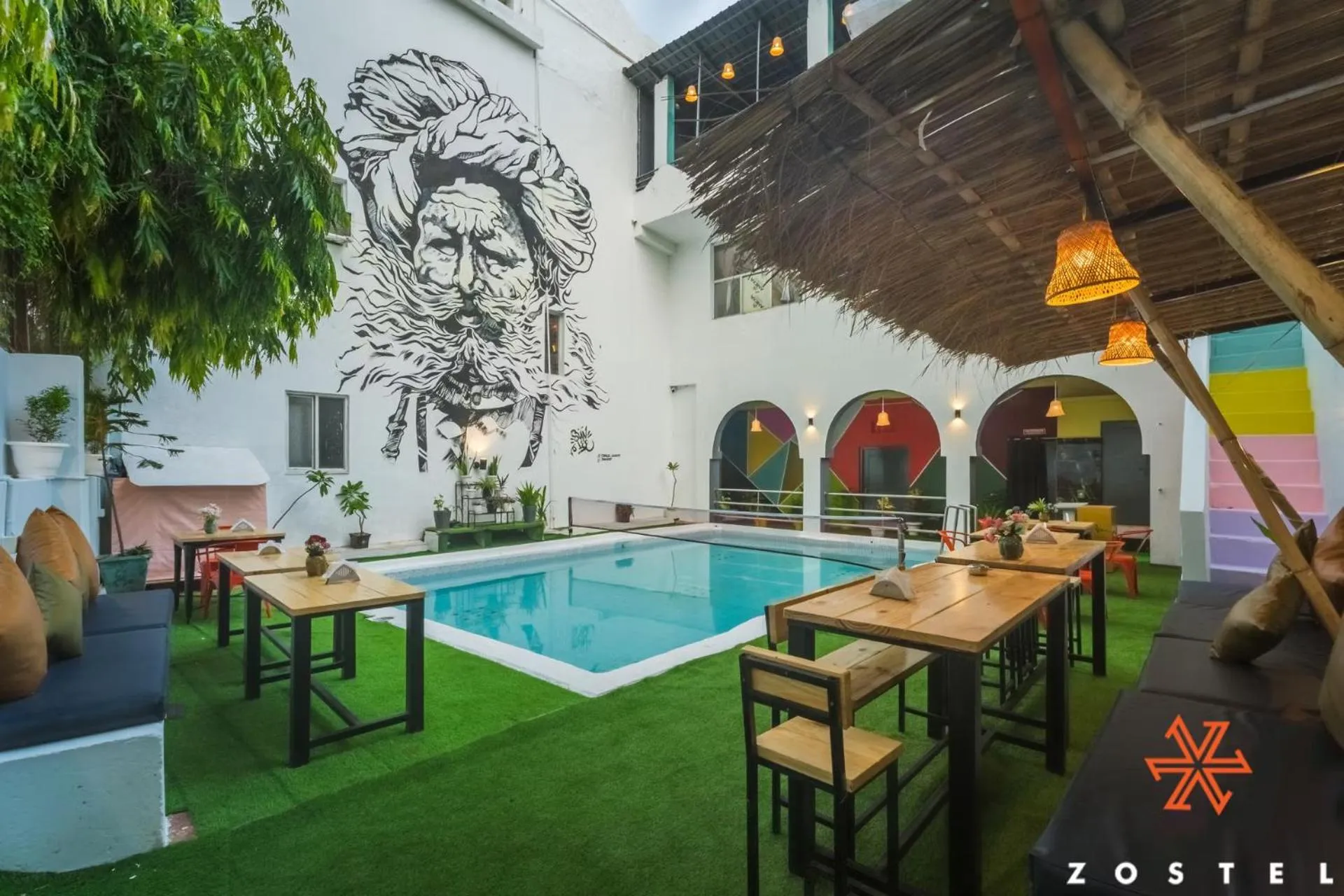 Swimming pool in Zostel Pushkar