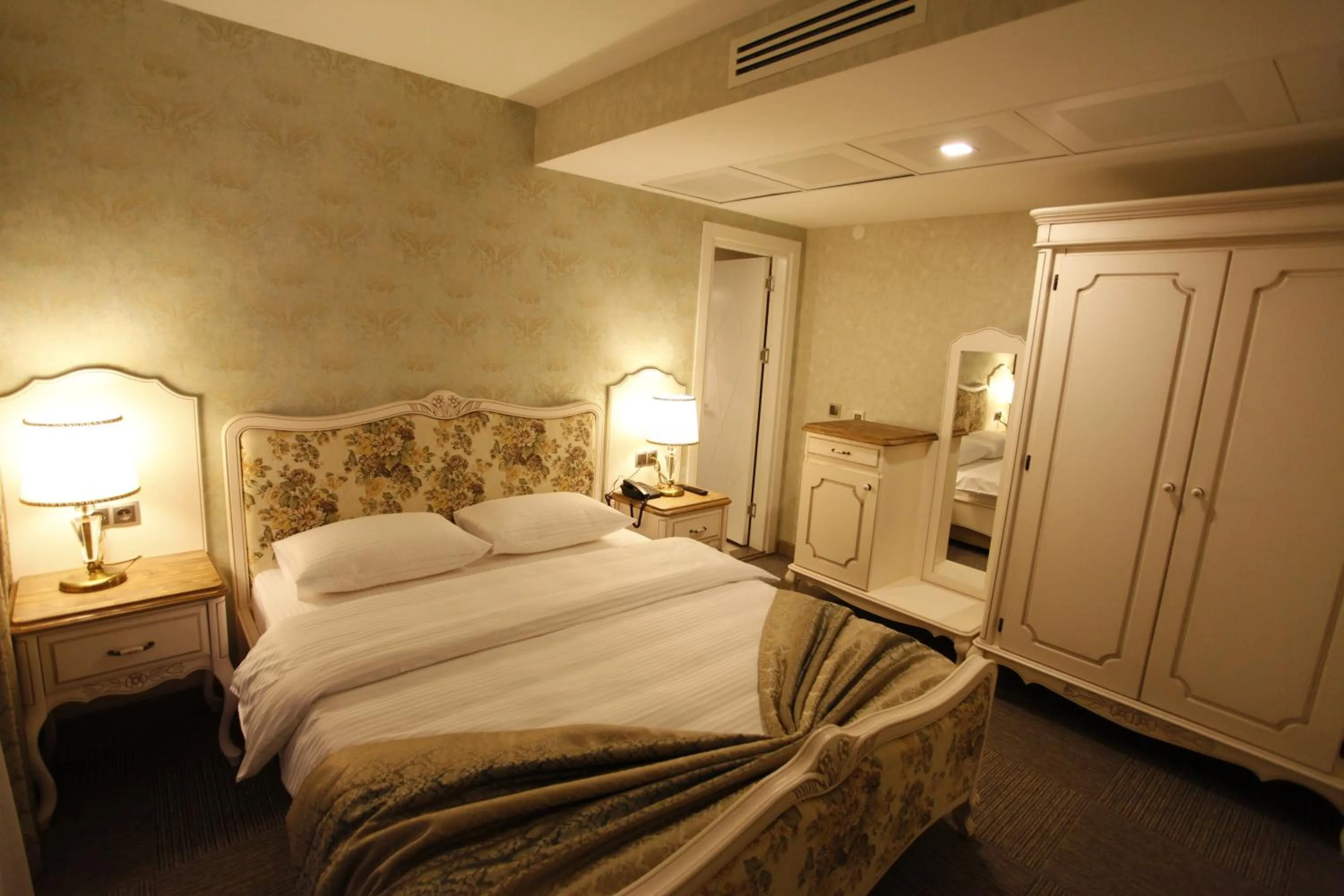 Bed in Giresun Sedef Hotel