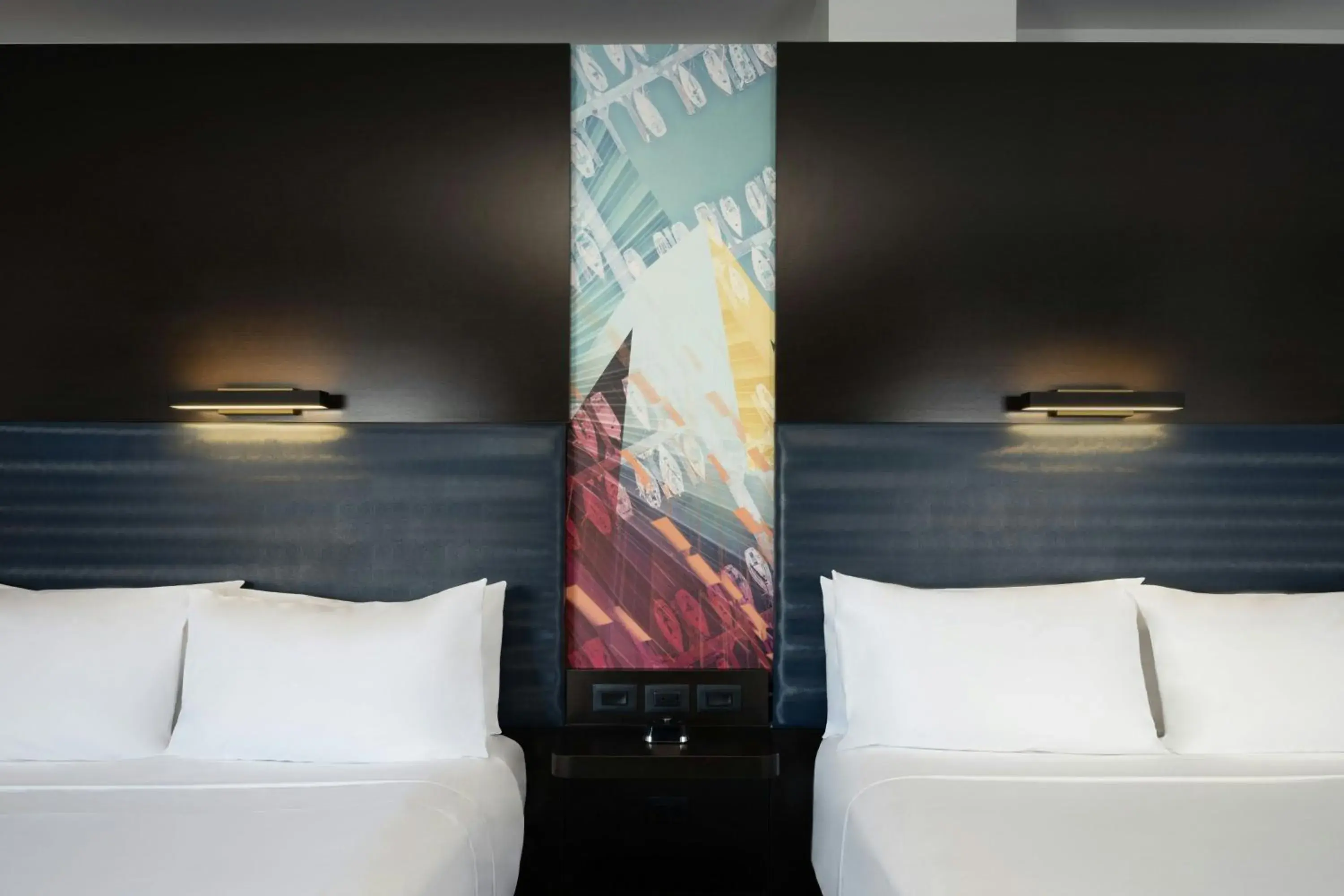 Aloft Double Queen with 2 Queen Beds in Aloft Sarasota Aloft Double Queen with 2 Queen Beds in Aloft Sarasota