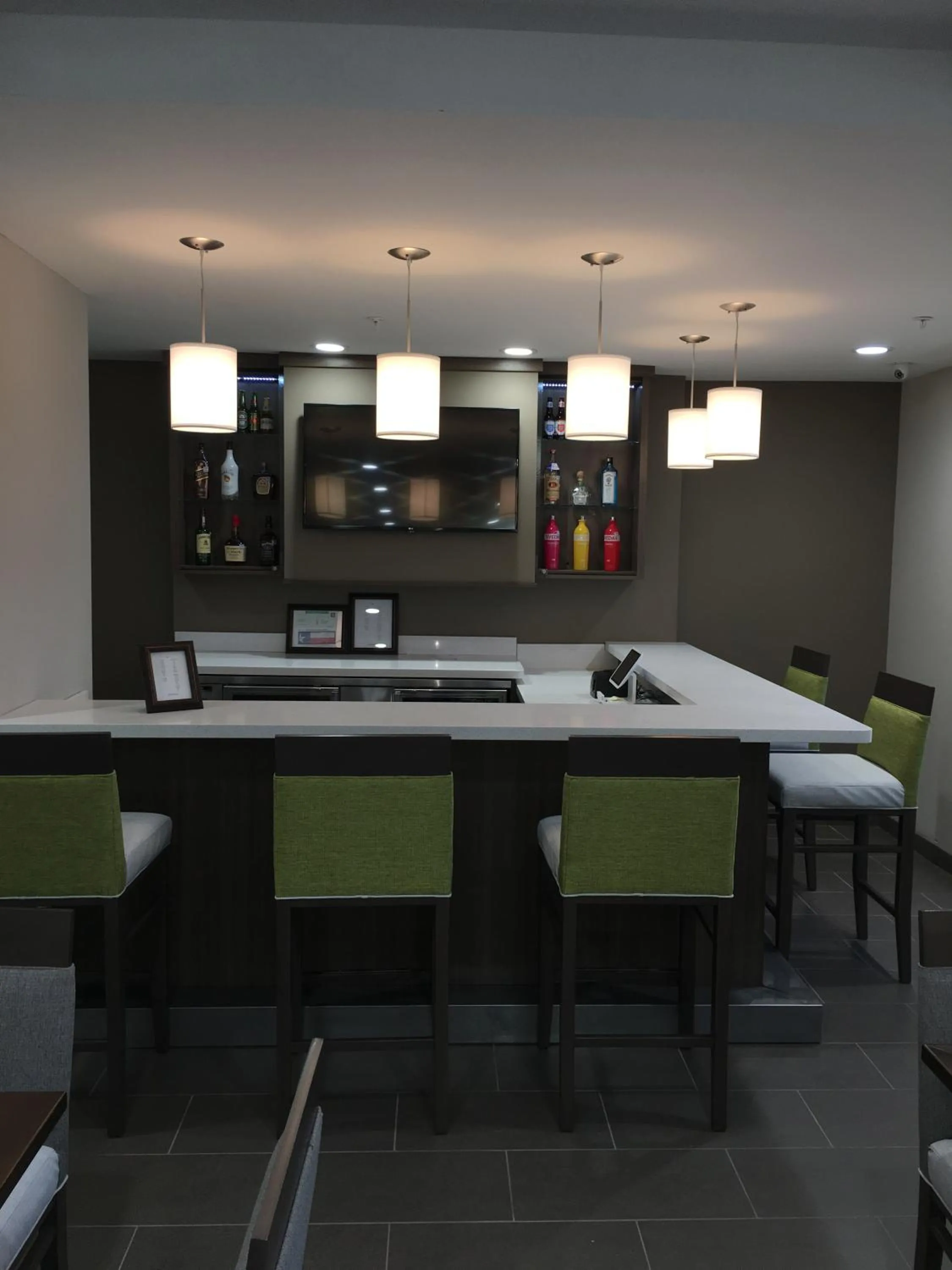 Lounge or bar in Comfort Inn & Suites Snyder