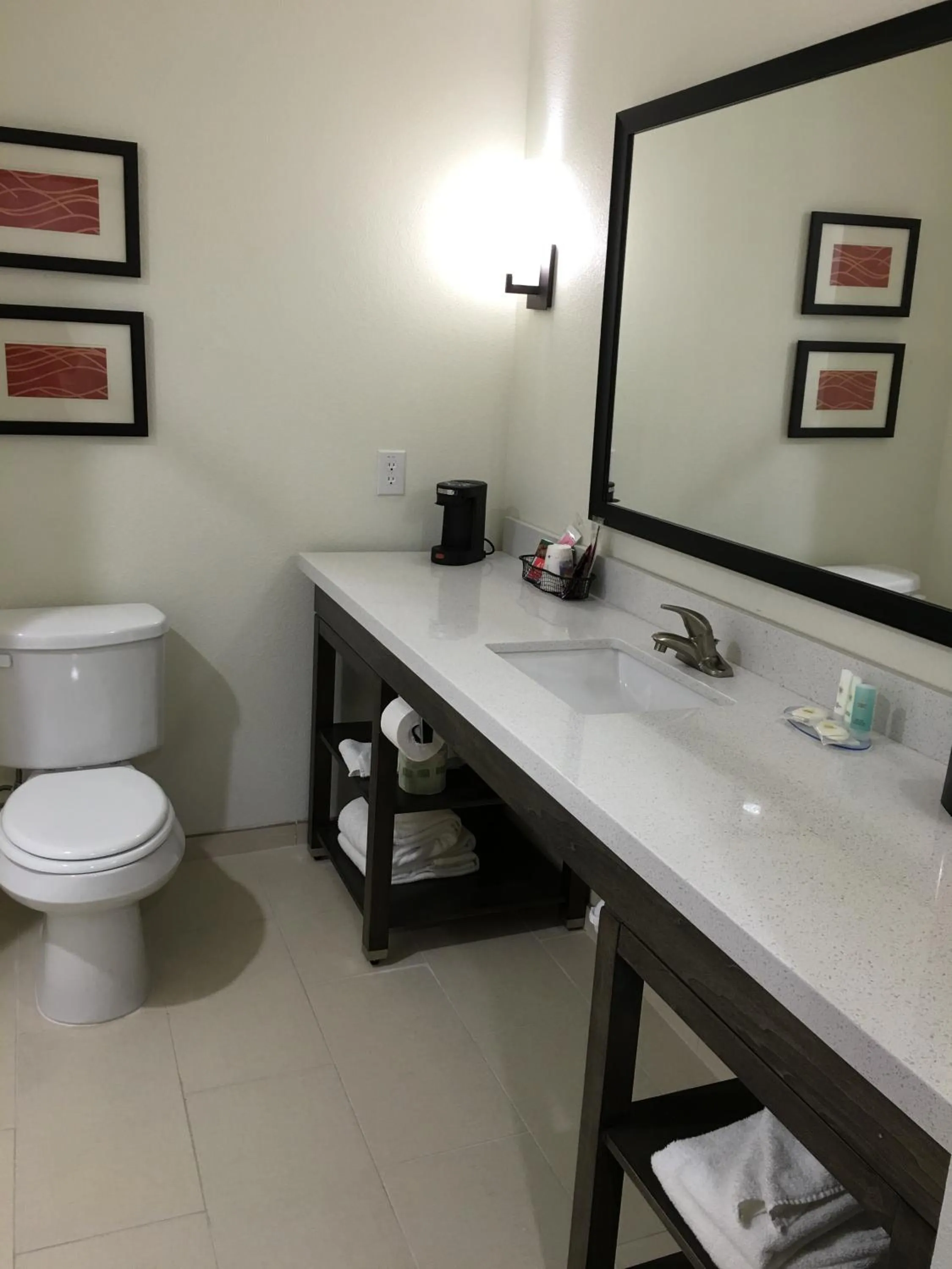 Bathroom in Comfort Inn & Suites Snyder