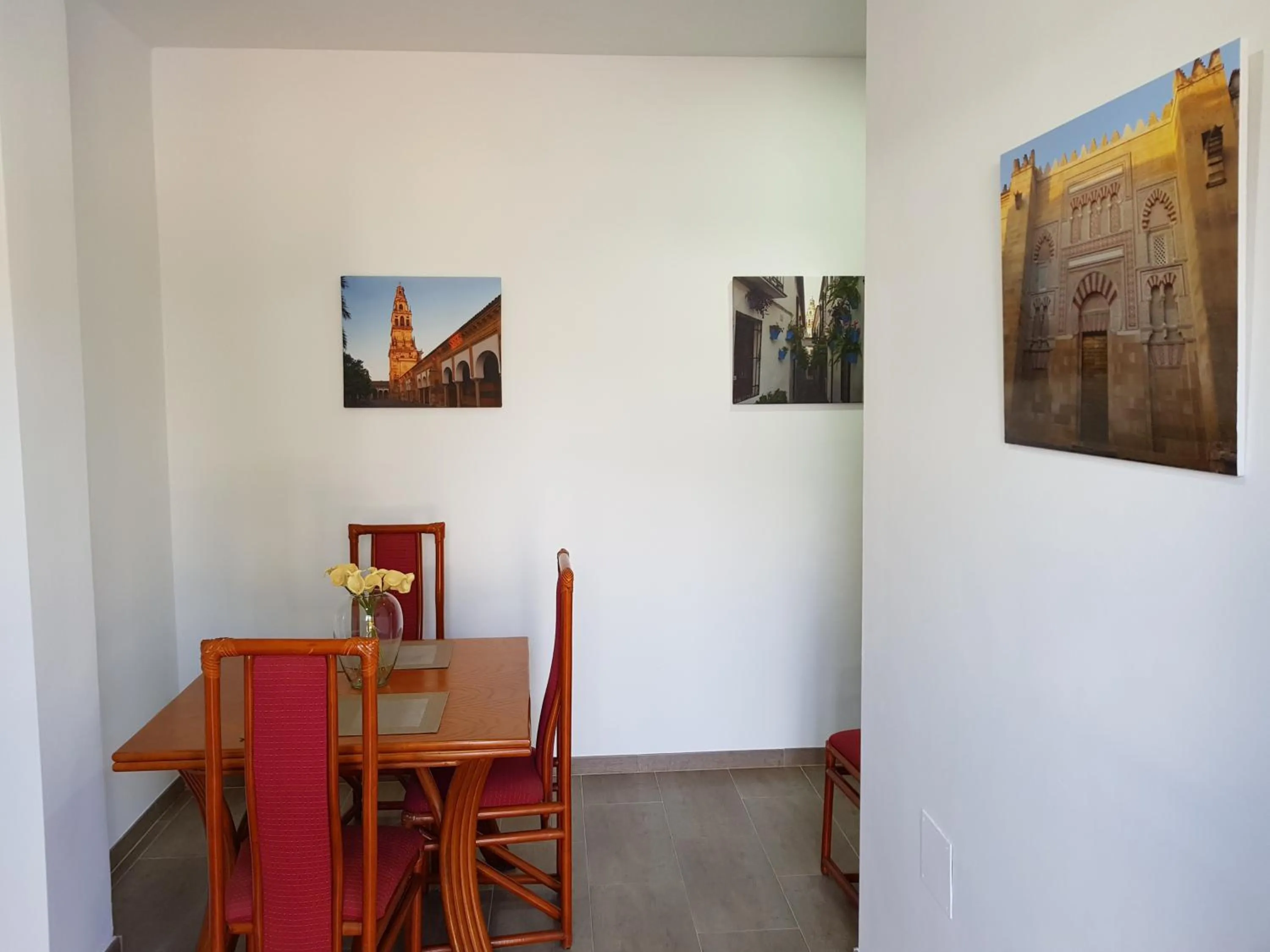 Dining area in El Manantial B&B