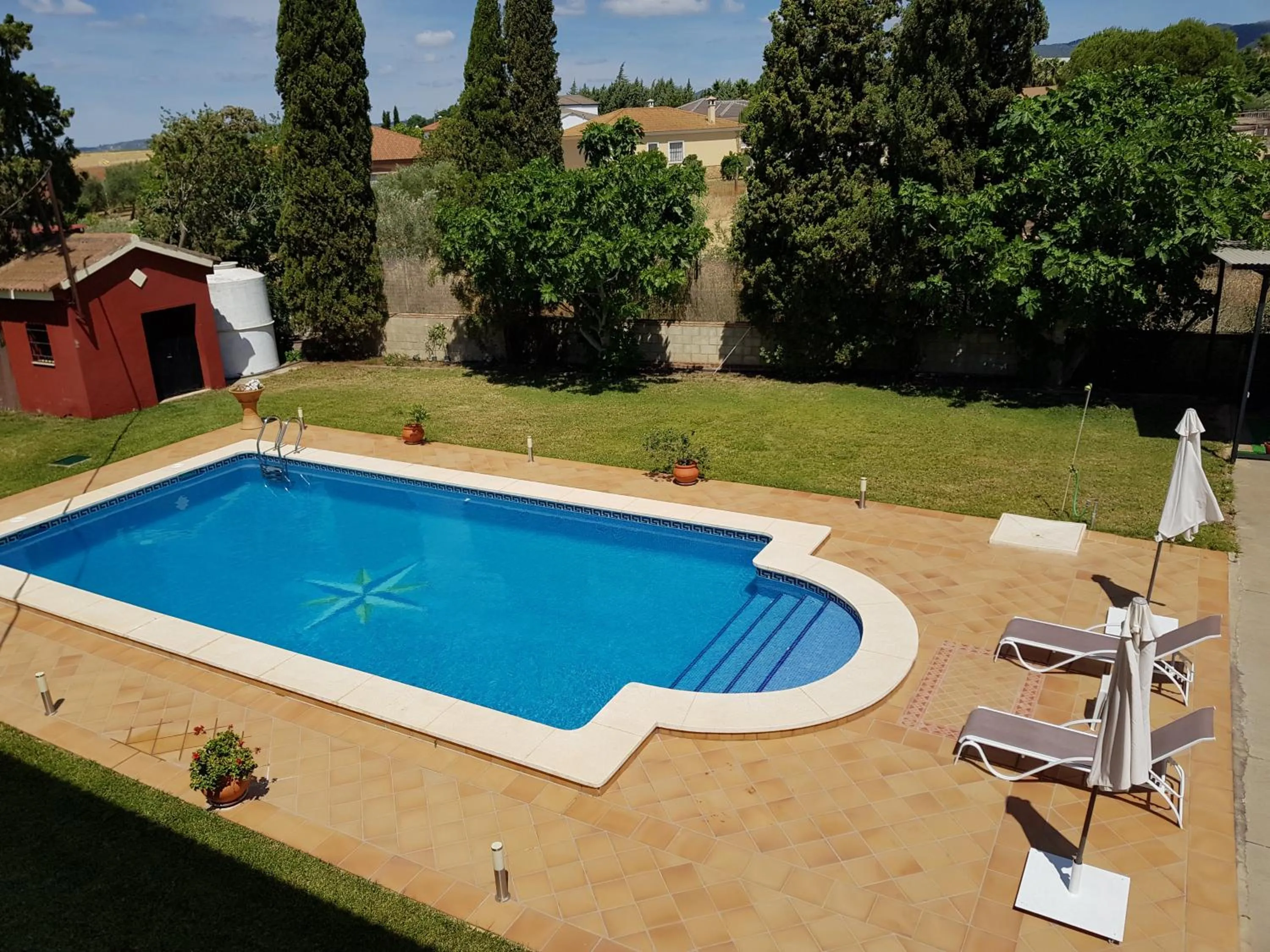Swimming pool in El Manantial B&B