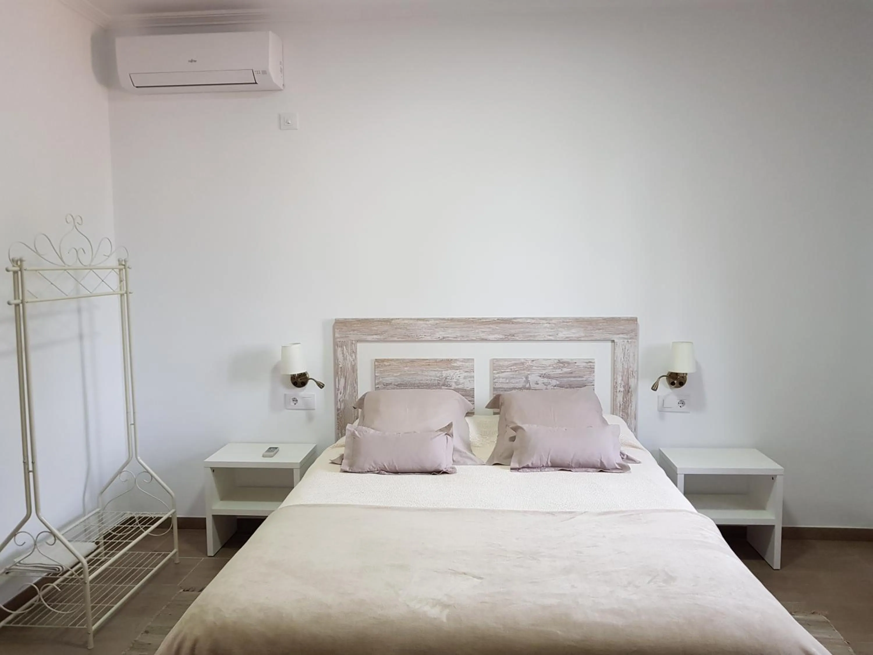 Bed in El Manantial B&B